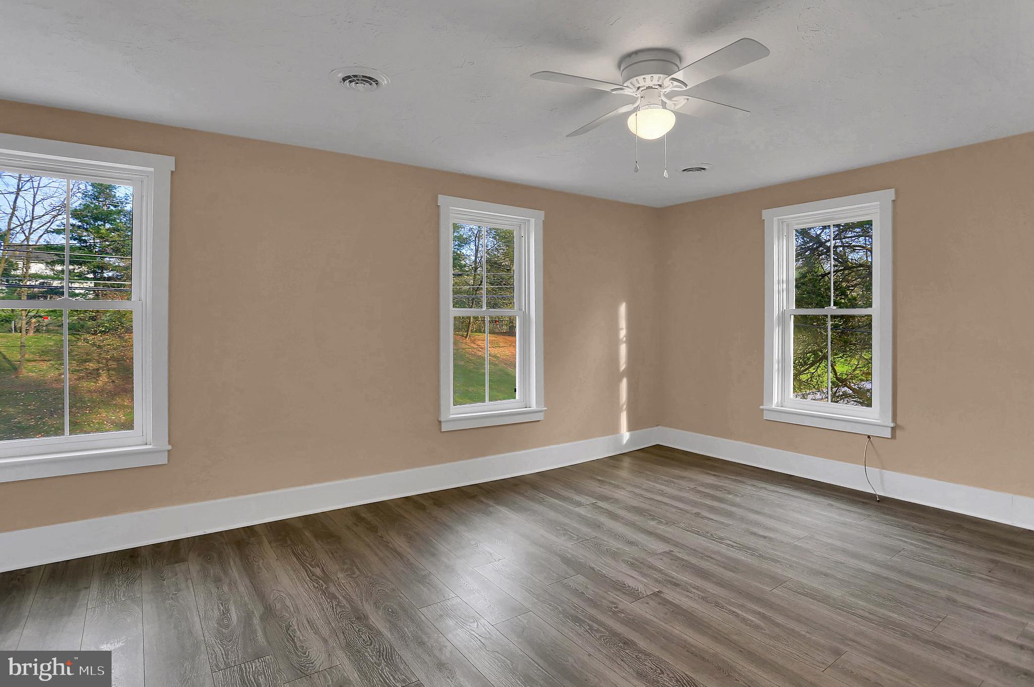 NEW OXFORD - Residential