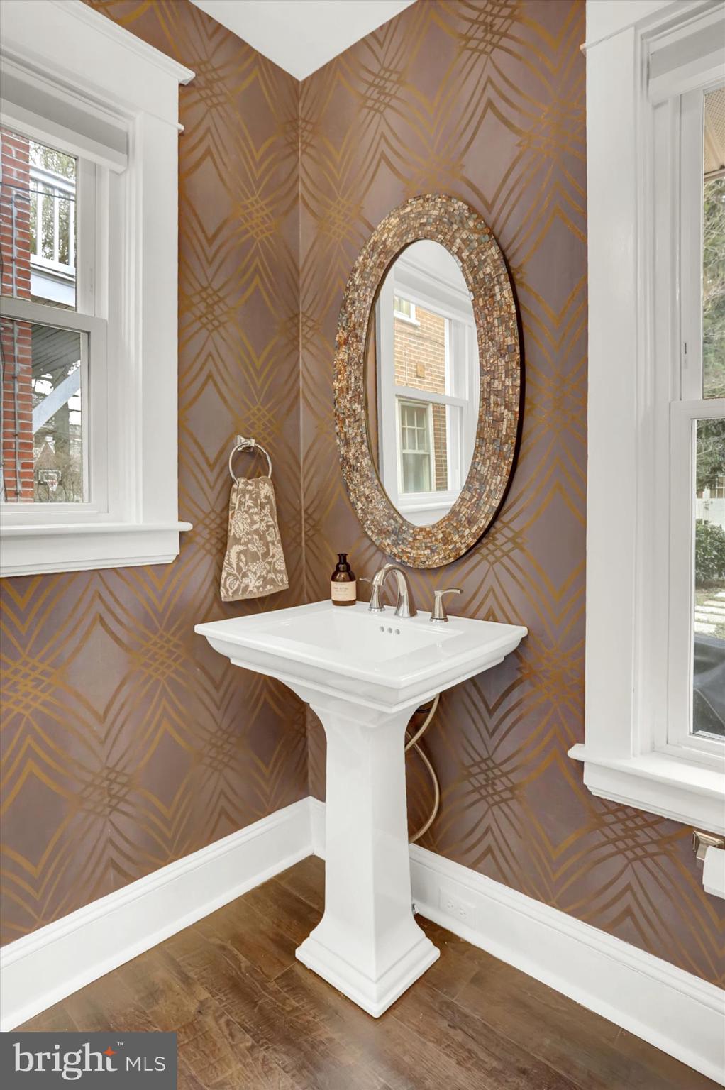 COLLEGE PARK - Residential