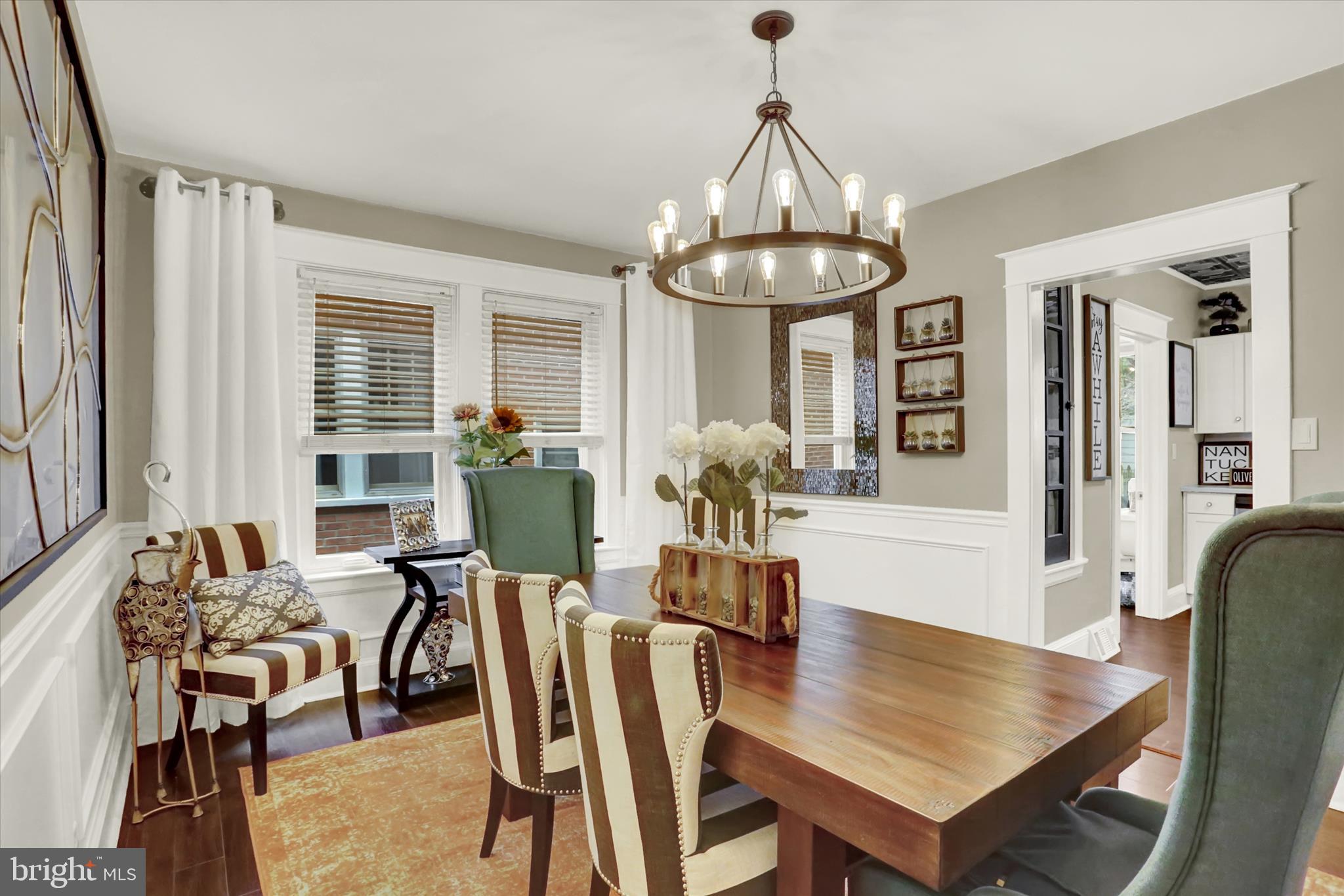 COLLEGE PARK - Residential