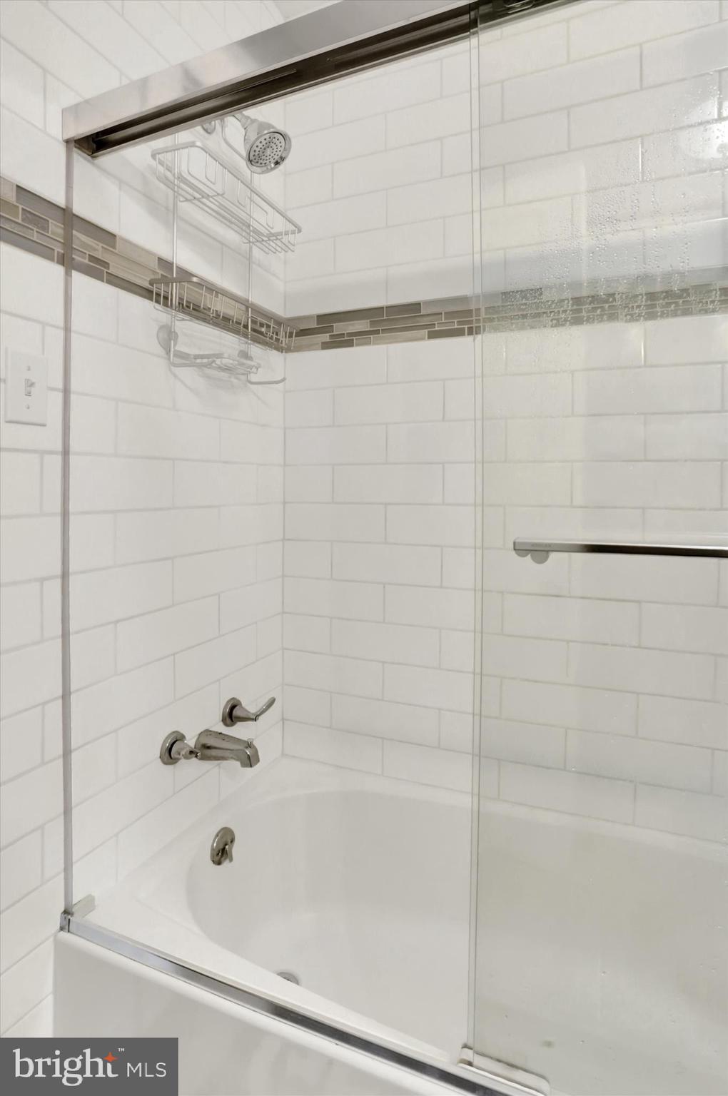 COLLEGE PARK - Residential