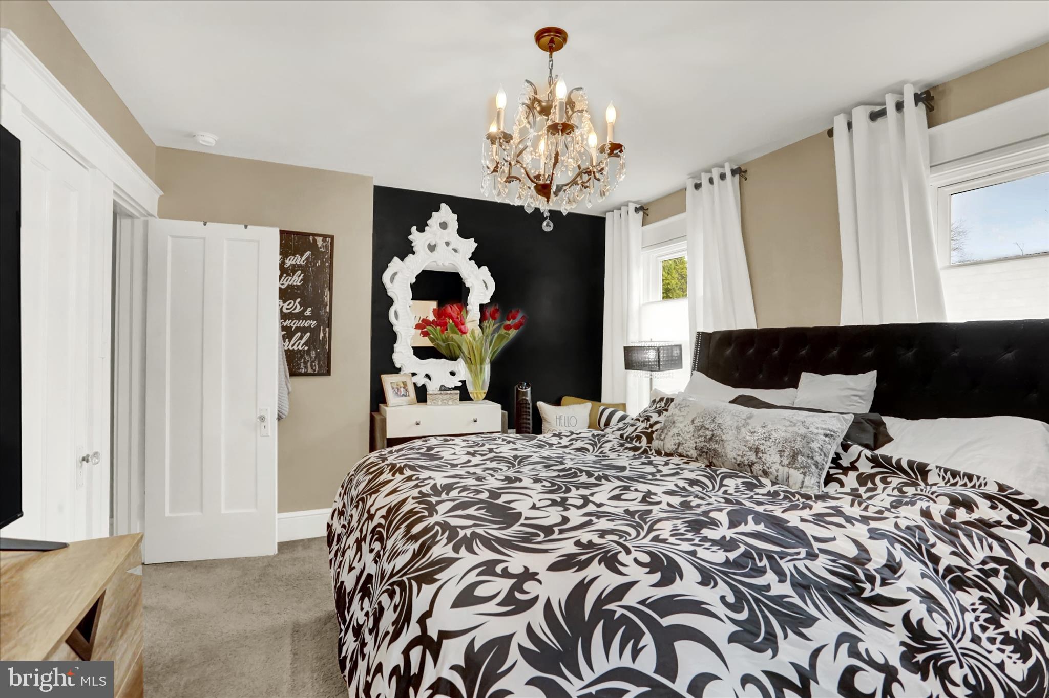 COLLEGE PARK - Residential