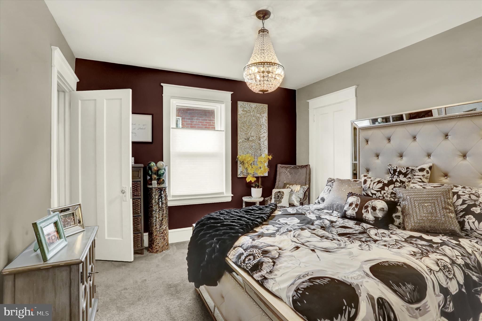 COLLEGE PARK - Residential