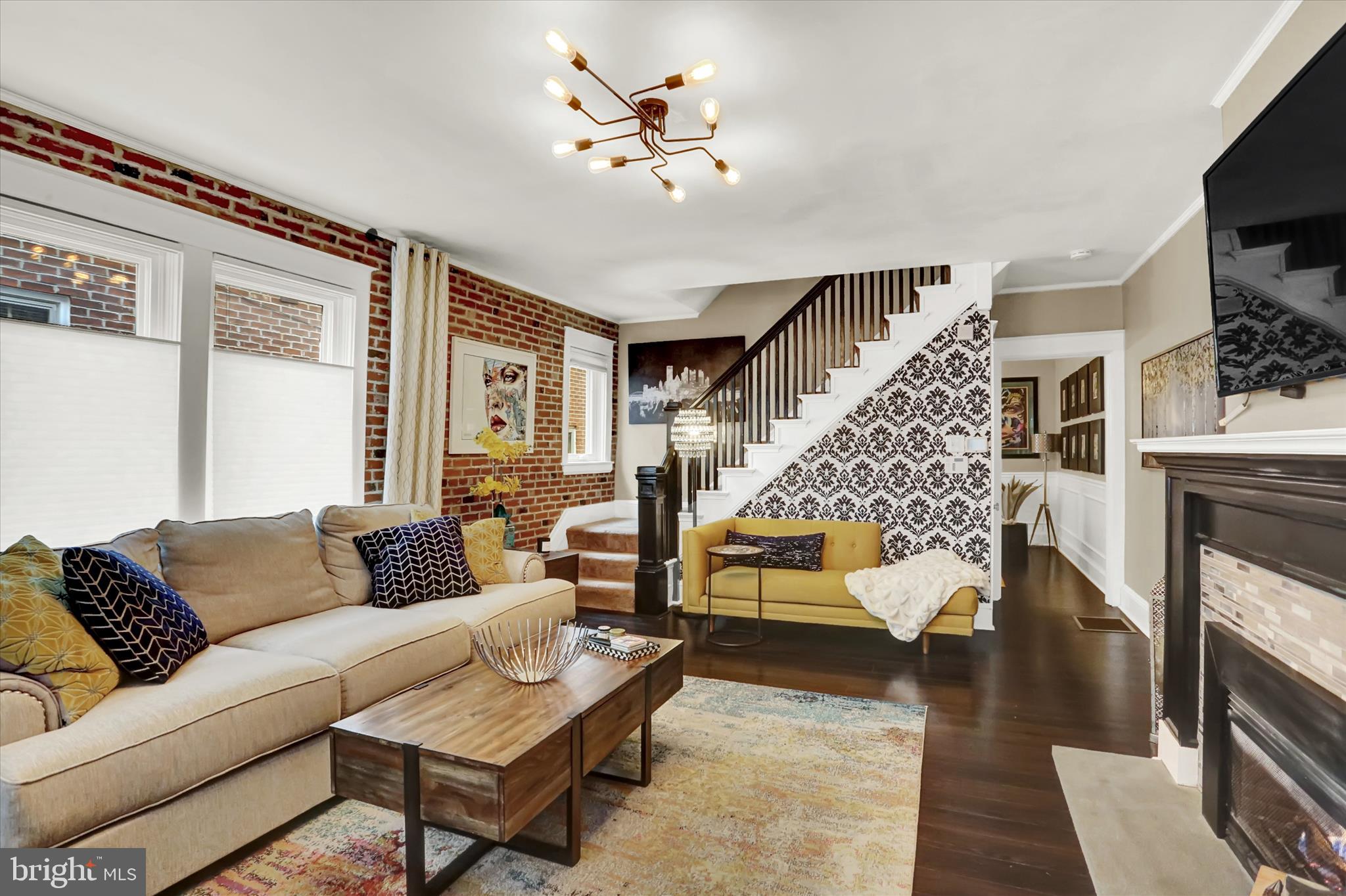 COLLEGE PARK - Residential