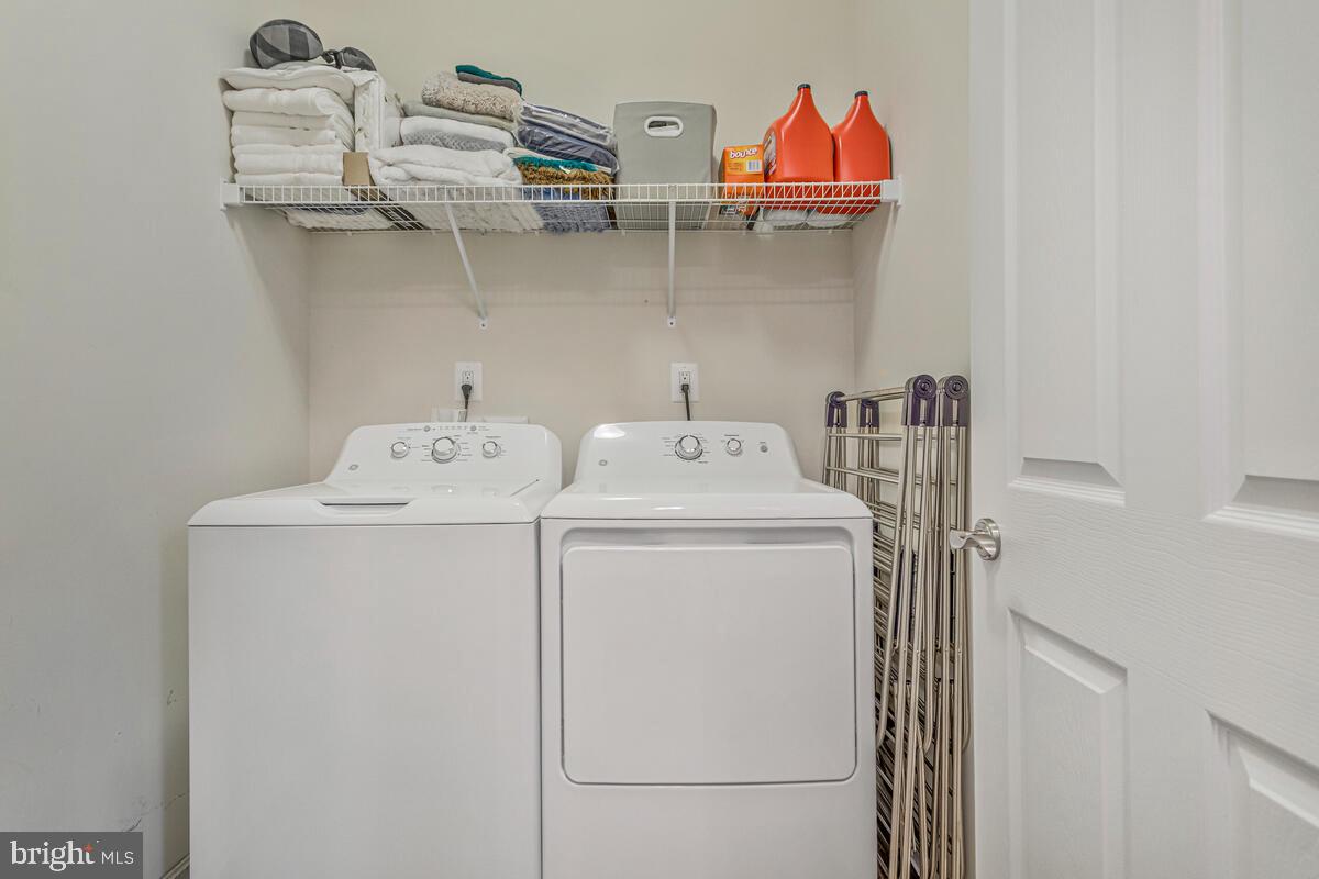 RIDGE GROVE ESTATES - Residential