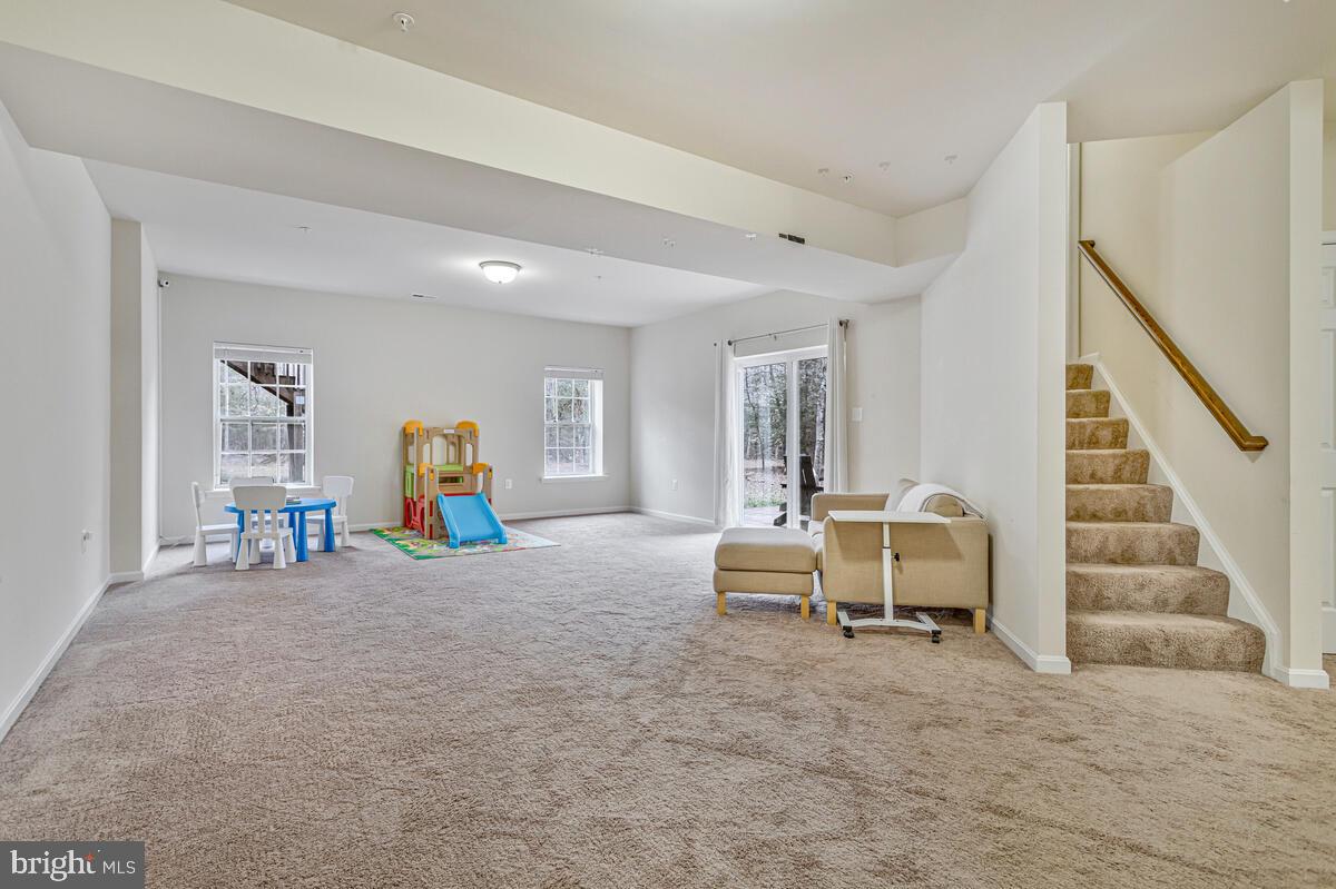 RIDGE GROVE ESTATES - Residential