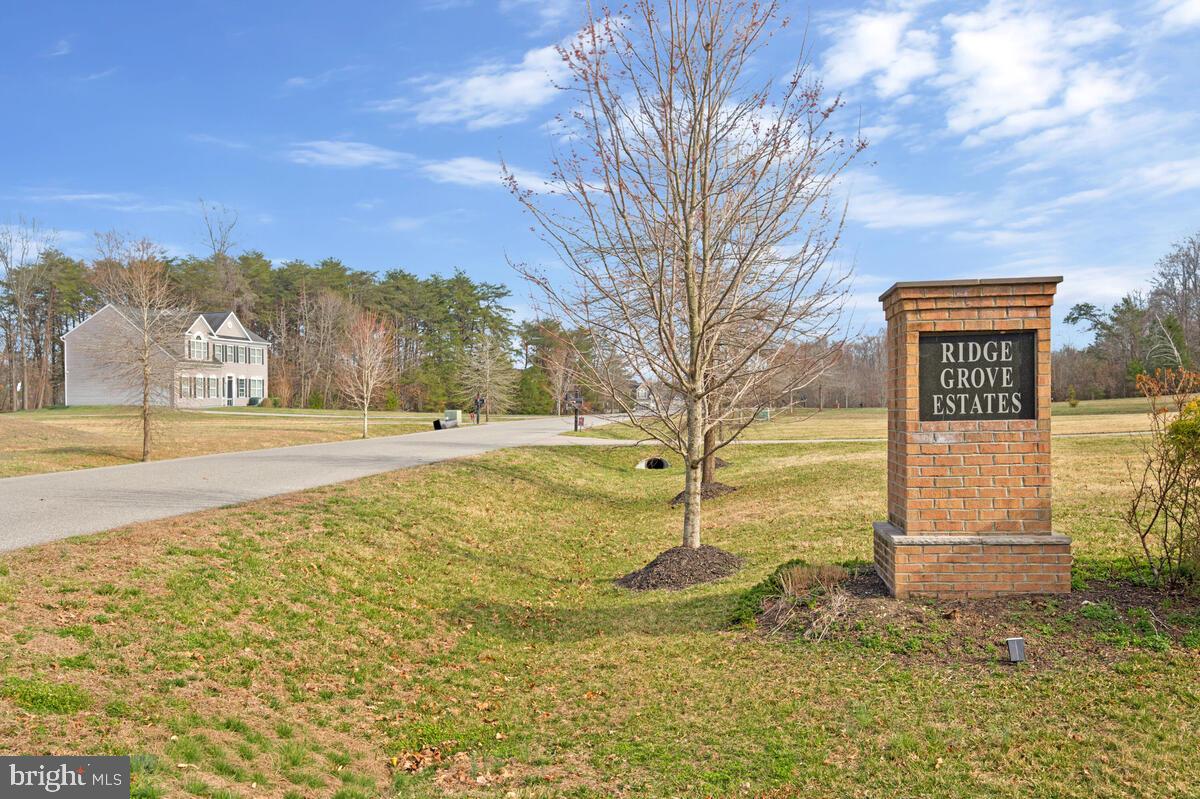 RIDGE GROVE ESTATES - Residential