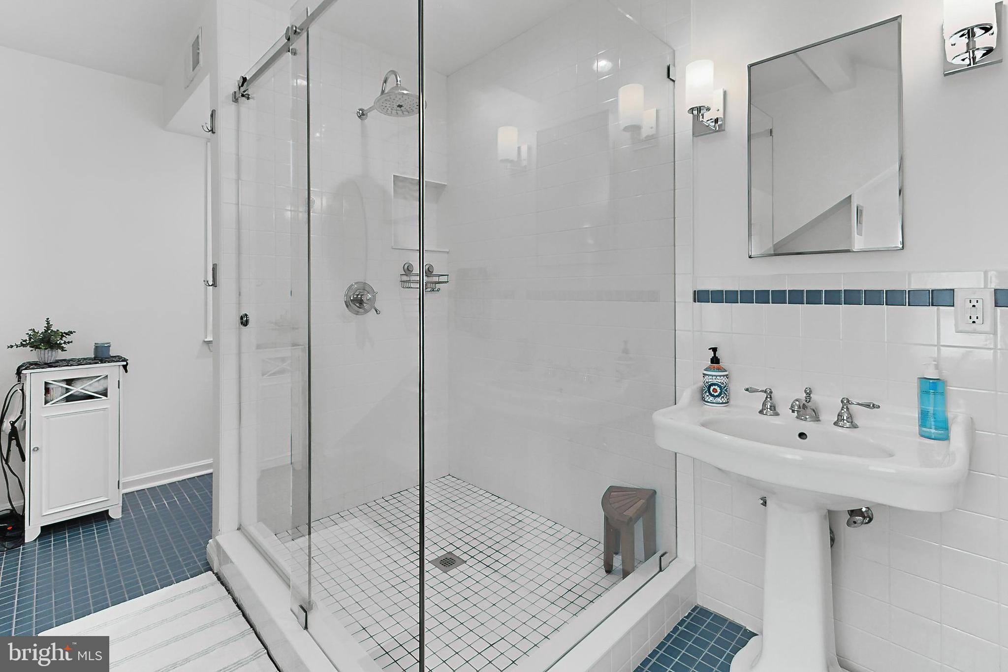 DEL RAY - Residential