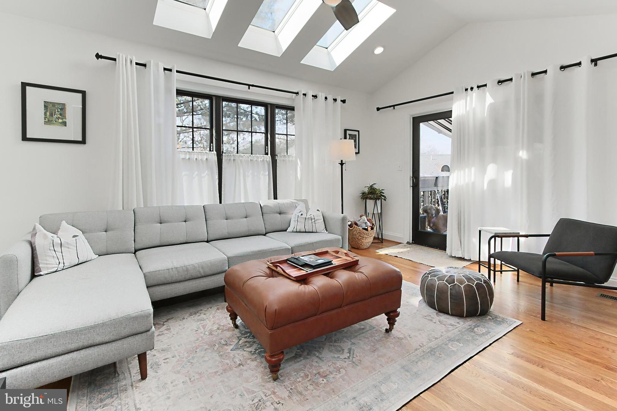 DEL RAY - Residential