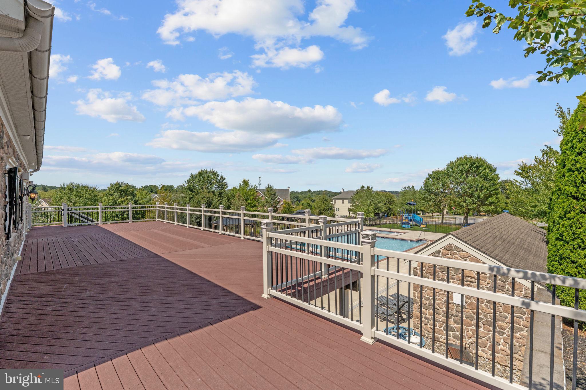 RIVERSIDE AT CHADDS - Residential