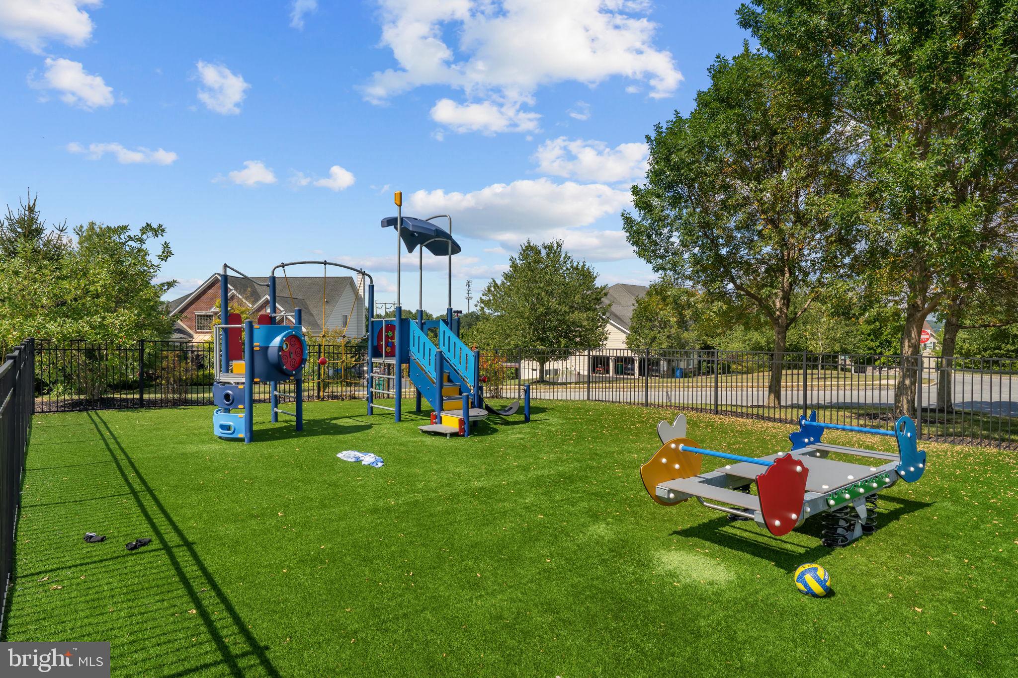 RIVERSIDE AT CHADDS - Residential