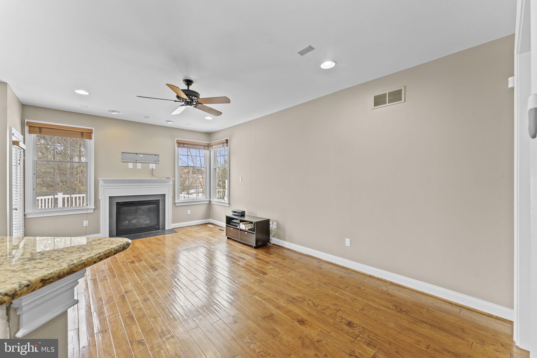 RIVERSIDE AT CHADDS - Residential