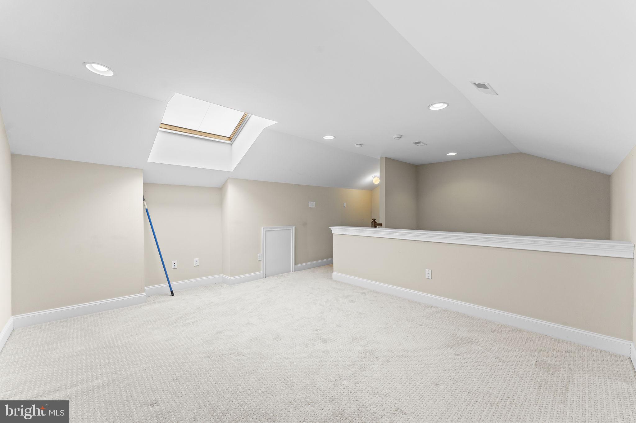 RIVERSIDE AT CHADDS - Residential