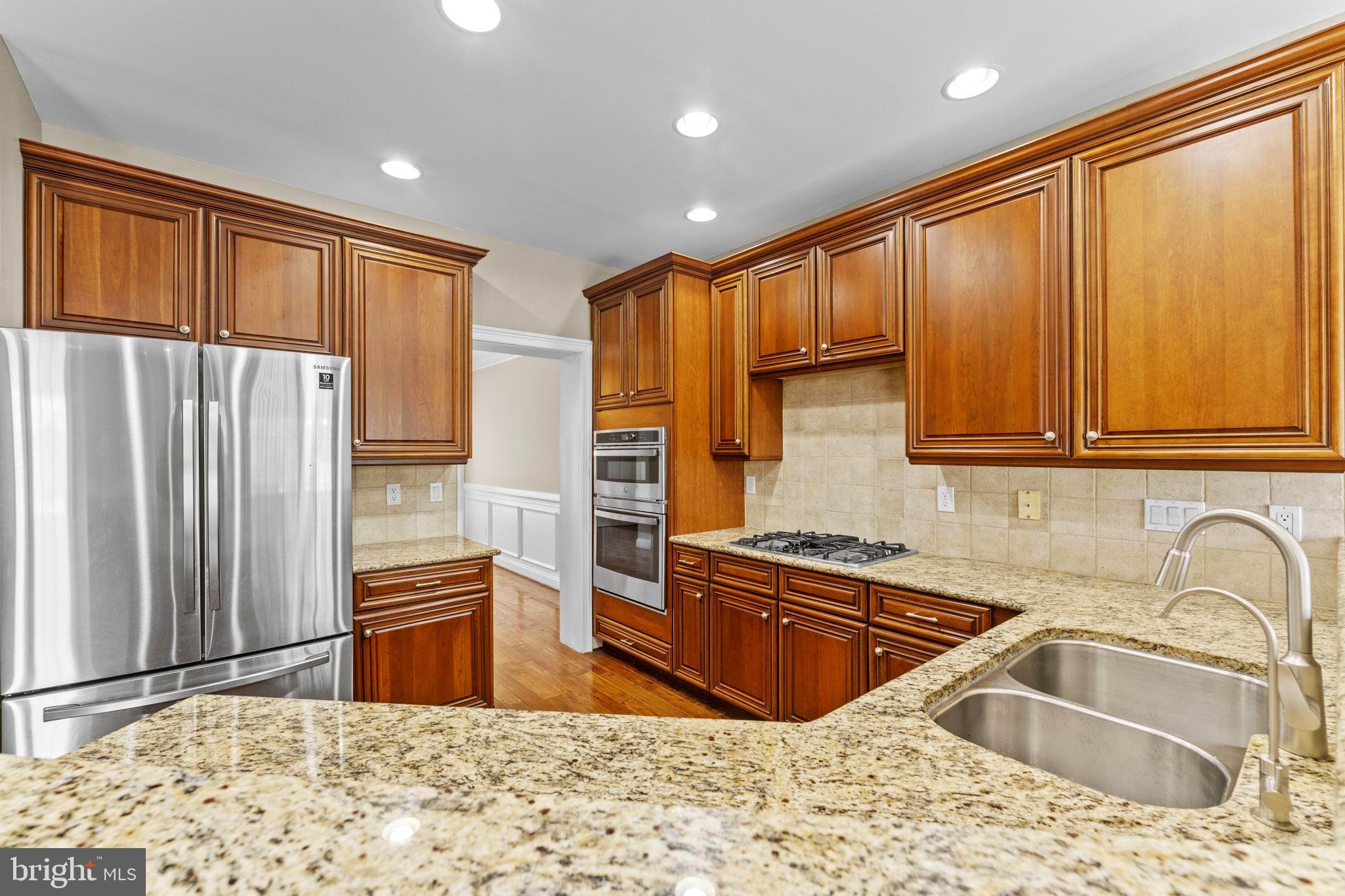 RIVERSIDE AT CHADDS - Residential