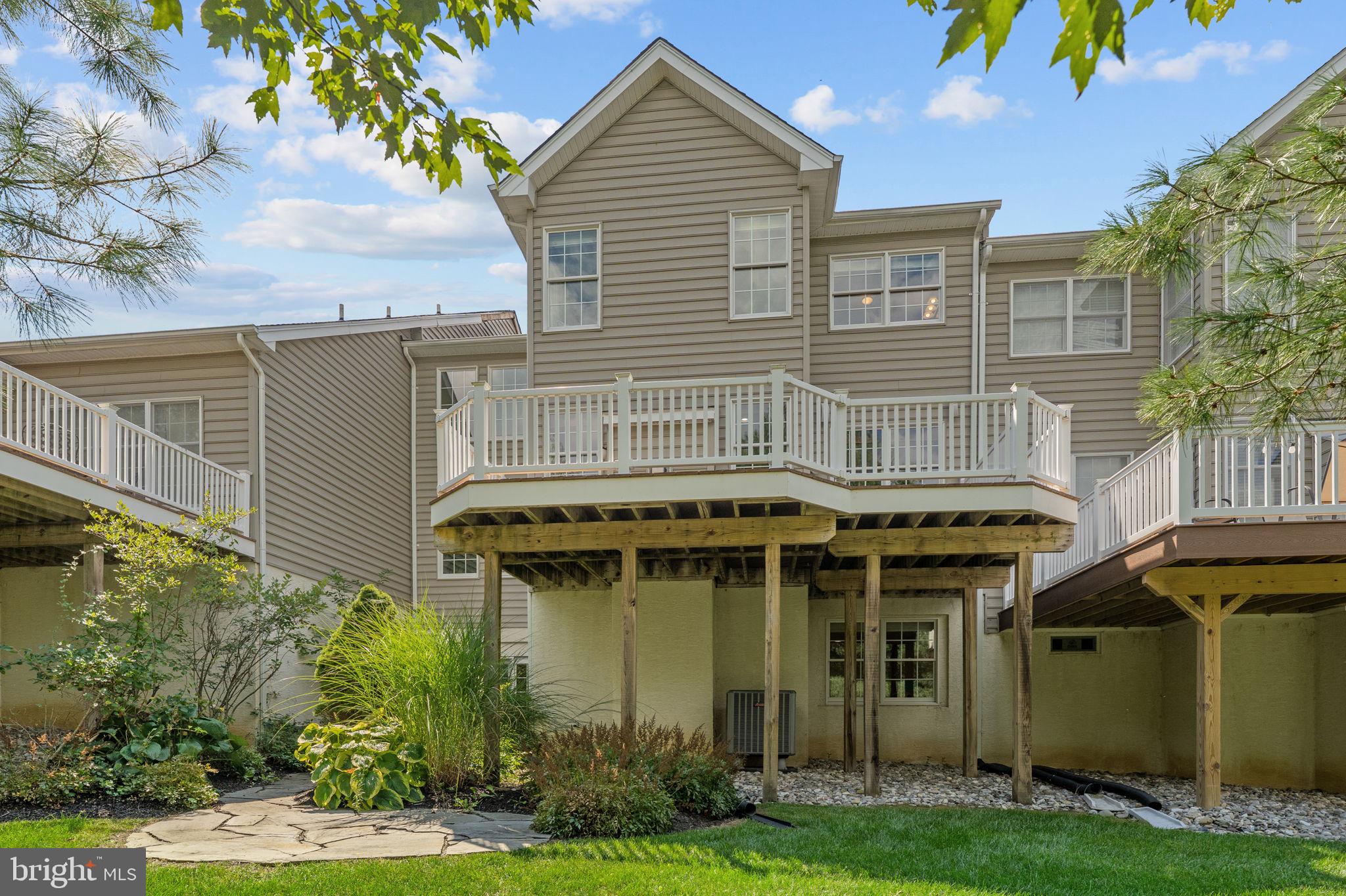 RIVERSIDE AT CHADDS - Residential