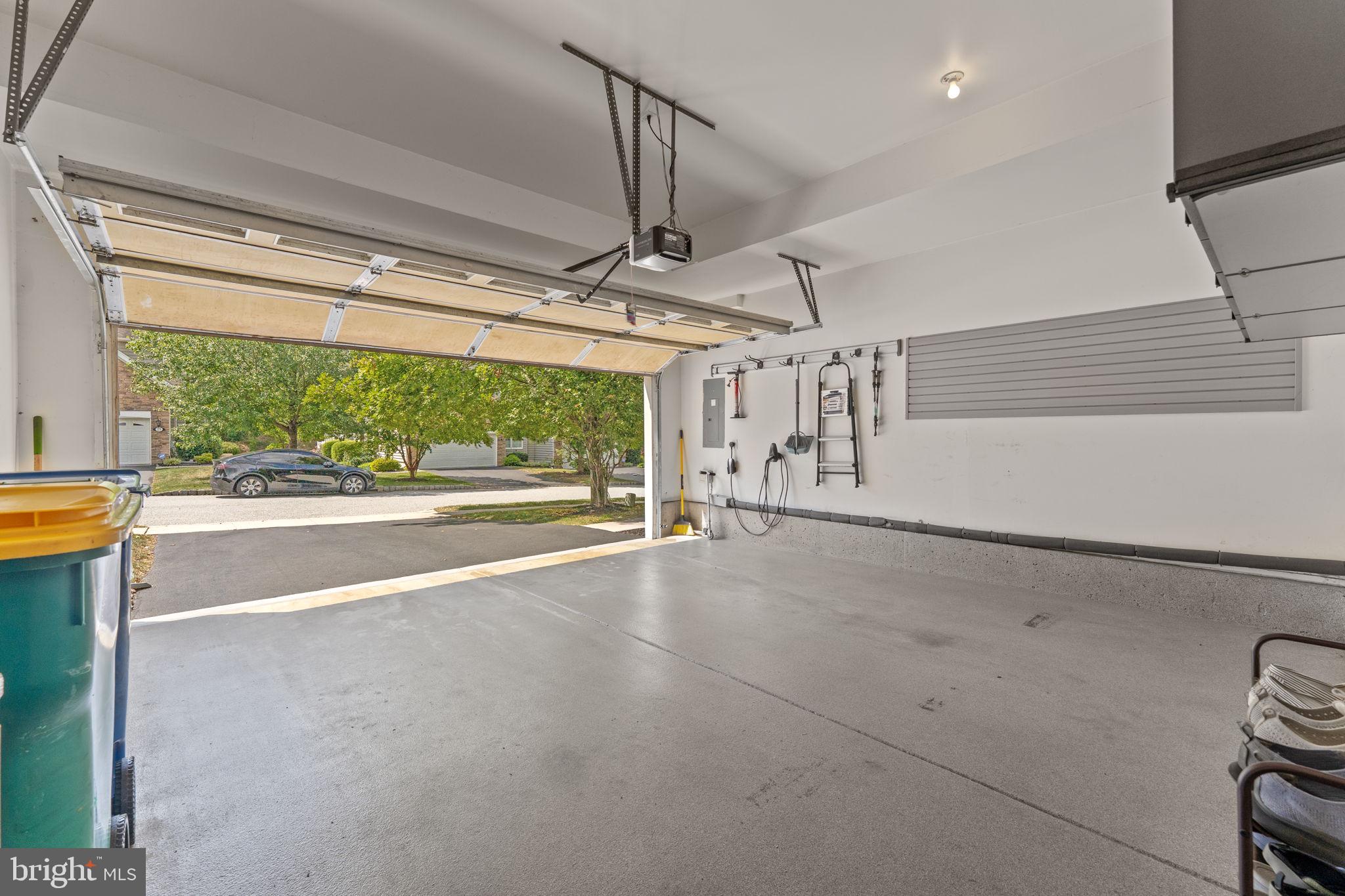 RIVERSIDE AT CHADDS - Residential