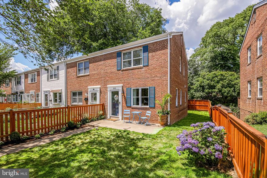 Picture perfect and move-in ready, this Rosemont charmer is less than 1 mile to the King Street Metro and centrally located between the amenities of Old Town and Del Ray. Light and bright with windows on three sides, this end-unit townhome has been thoughtfully renovated. A gorgeous gourmet kitchen features stainless steel appliances, granite counters and a large peninsula for seating and entertaining. It flows into a spacious living room overlooking the front and side yard. New windows, tankless water heater, Bosch washer and dryer, hardwood floors, attic storage and a large fully fenced yard with alley access. A delightful, happy home in a premier location near DC, Amazon HQ2, Reagan National Airport and major commuter routes.