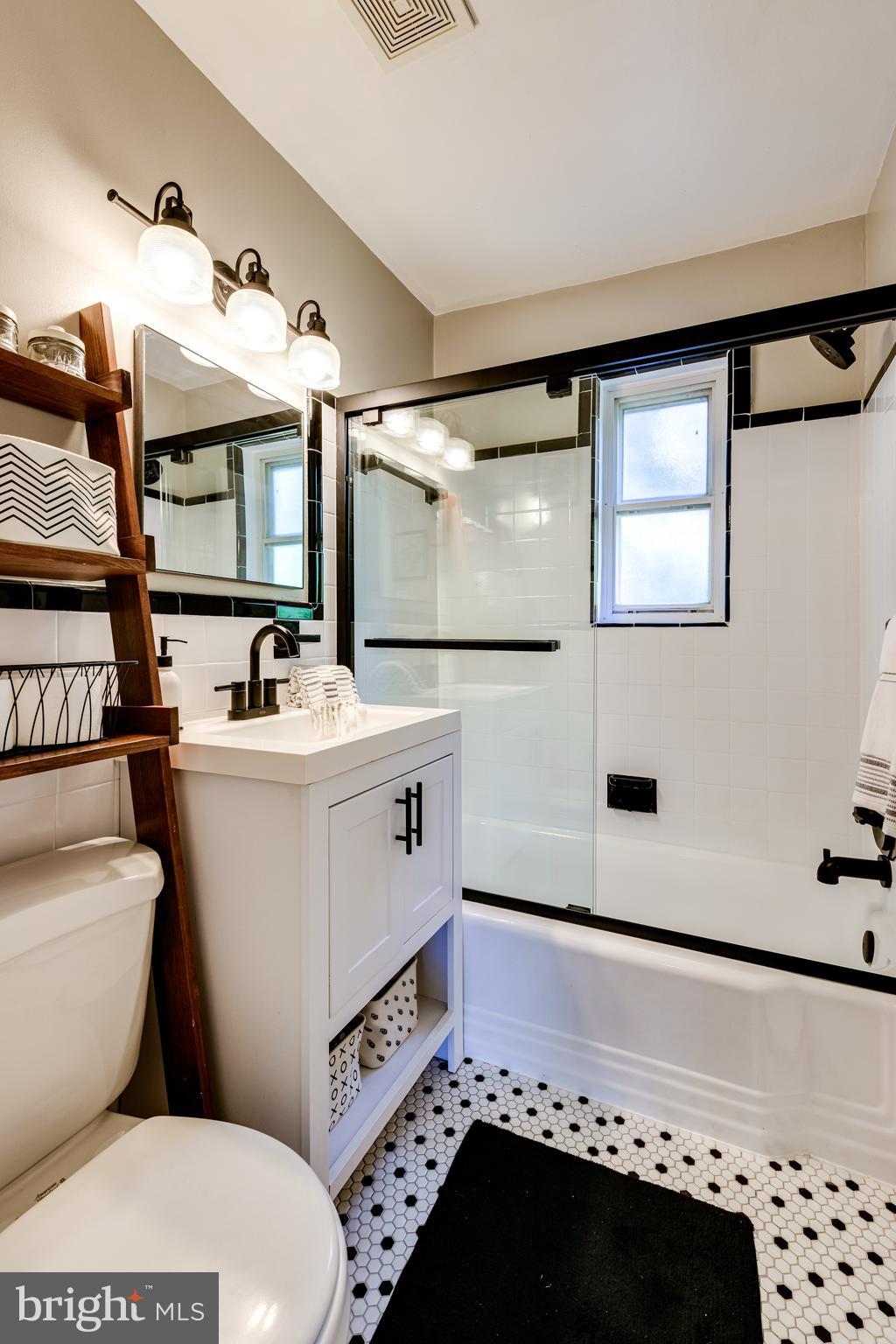 ROSEMONT - Residential