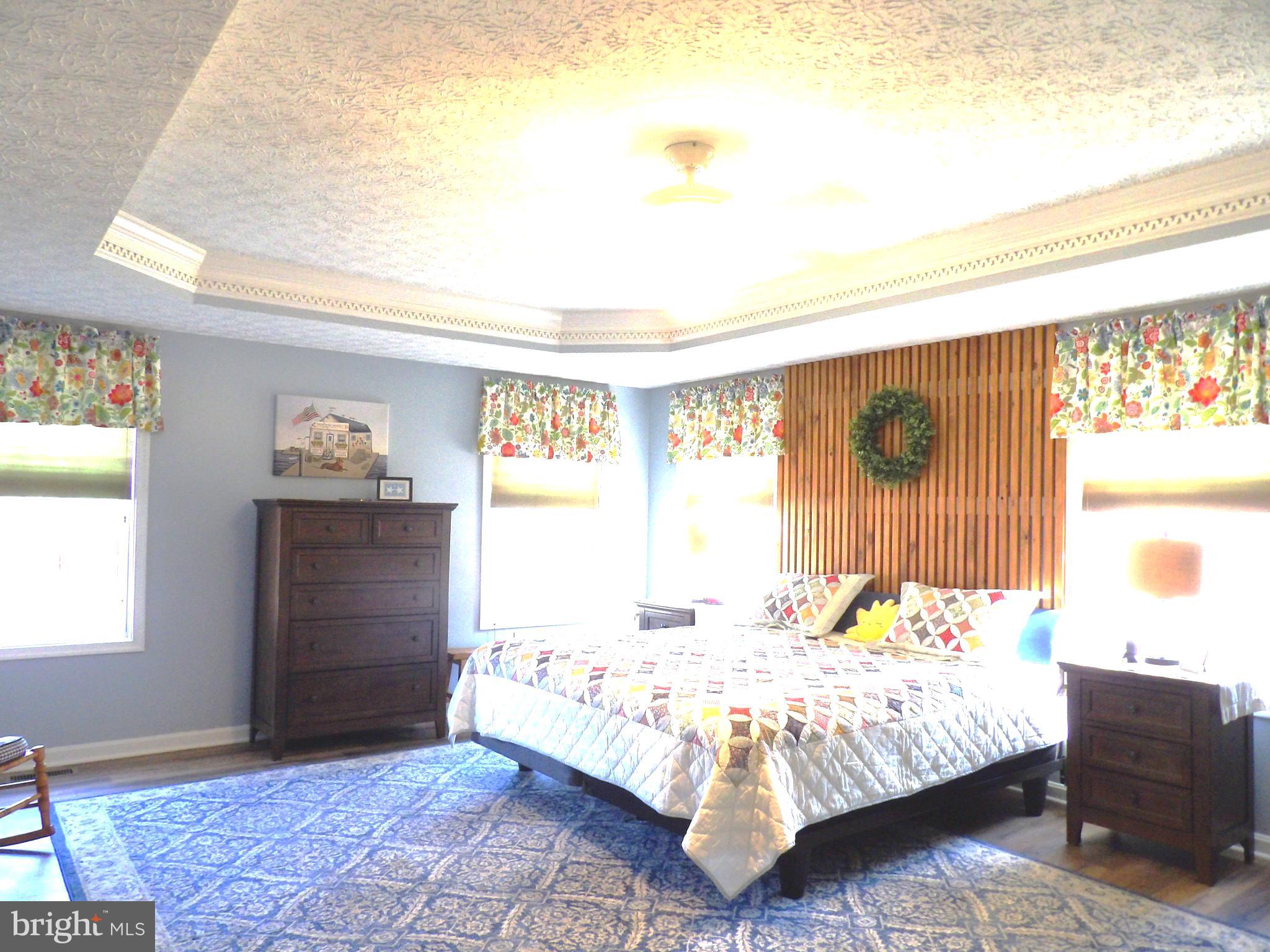 LAUREL RIDGE - Residential