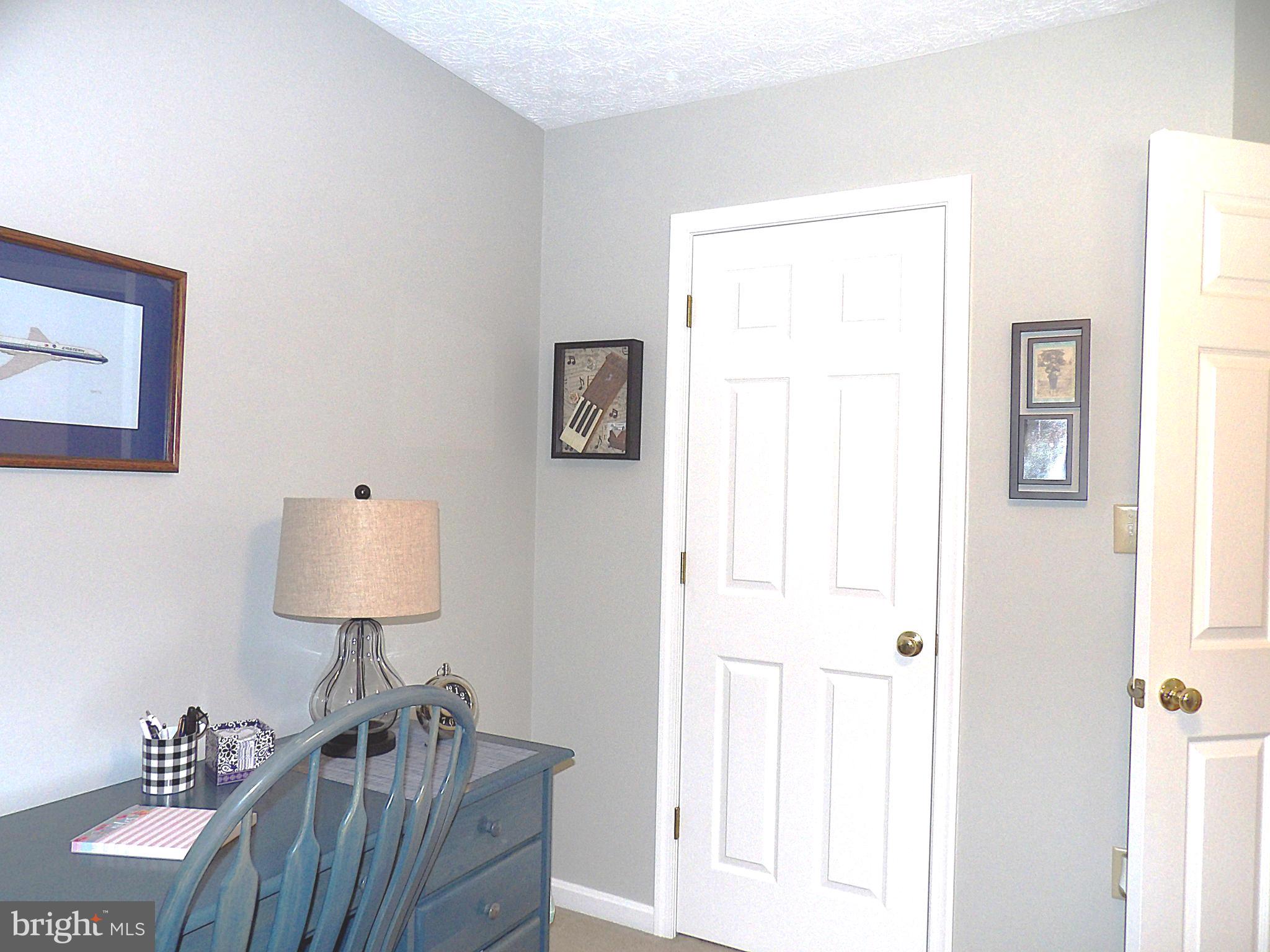 LAUREL RIDGE - Residential