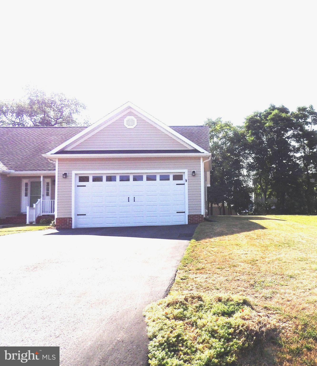 LAUREL RIDGE - Residential