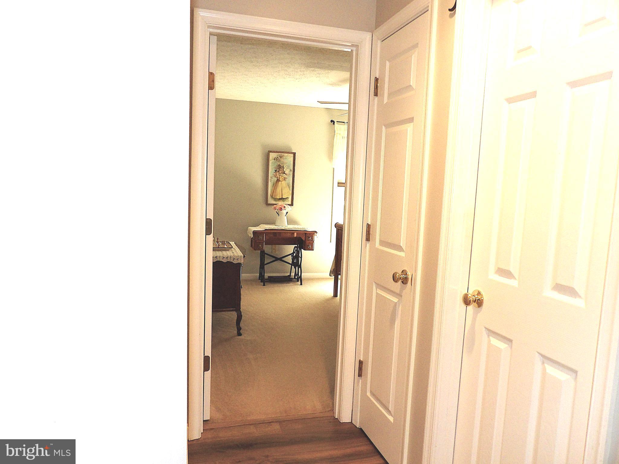 LAUREL RIDGE - Residential