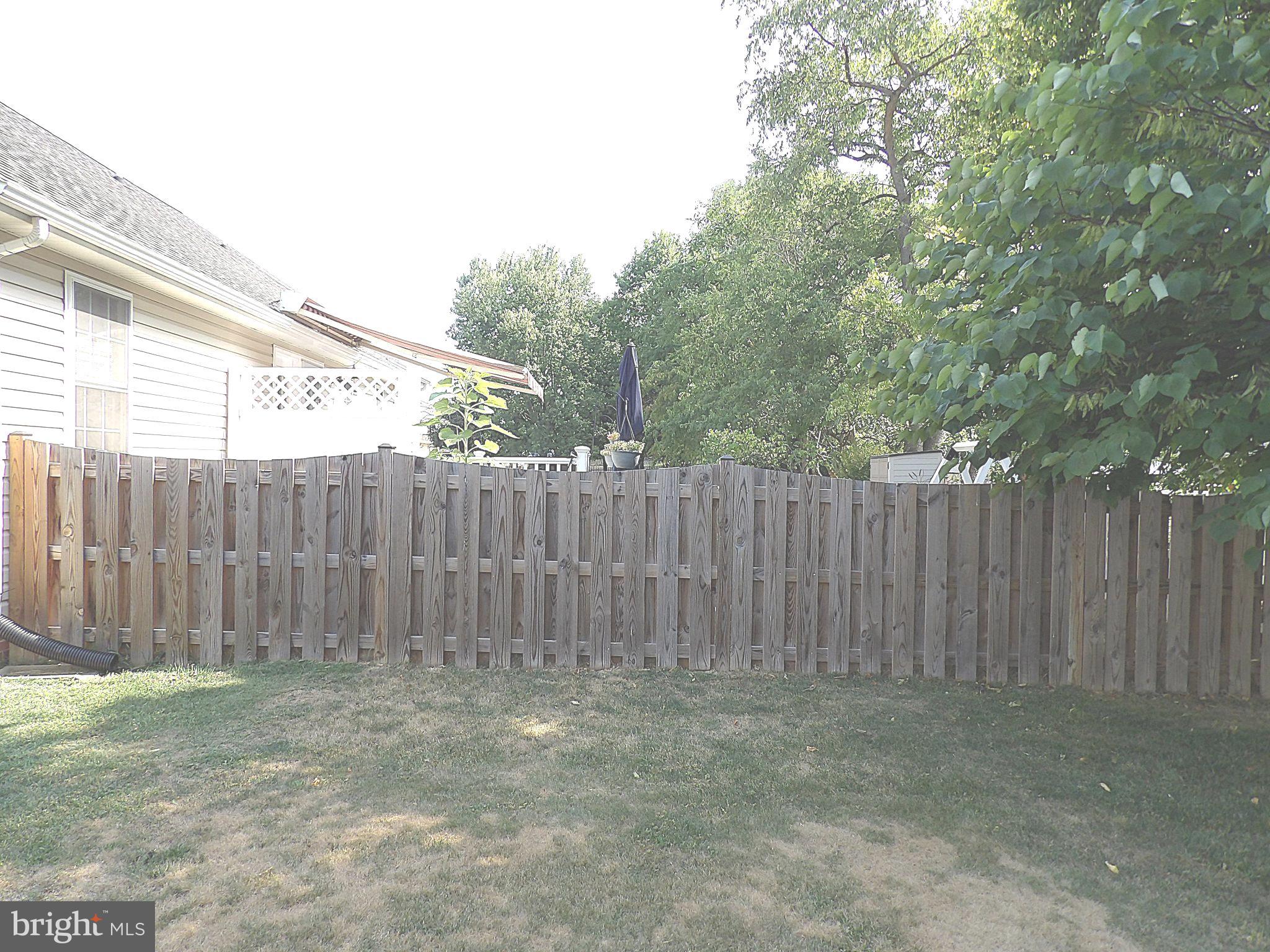 LAUREL RIDGE - Residential