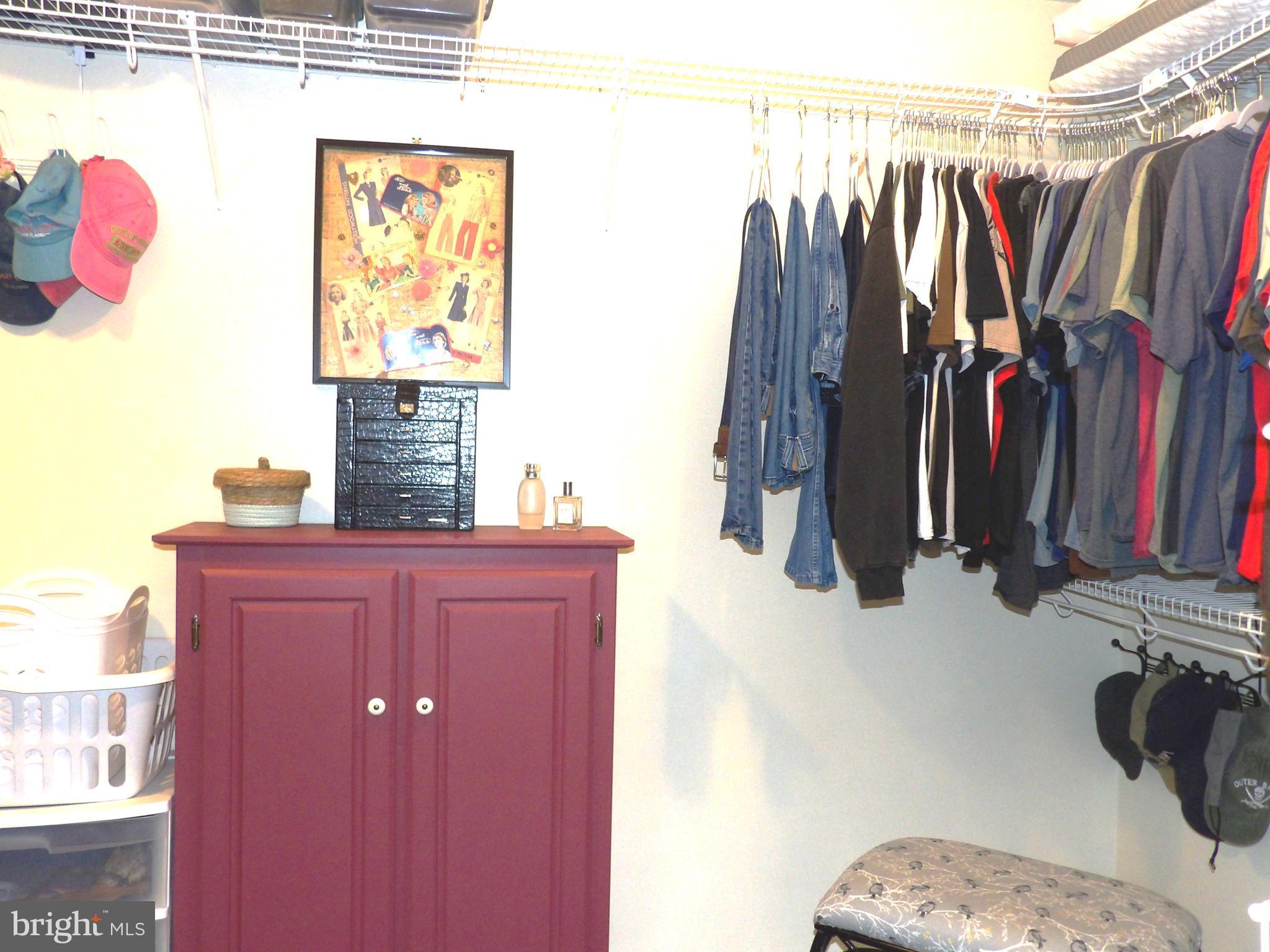 LAUREL RIDGE - Residential