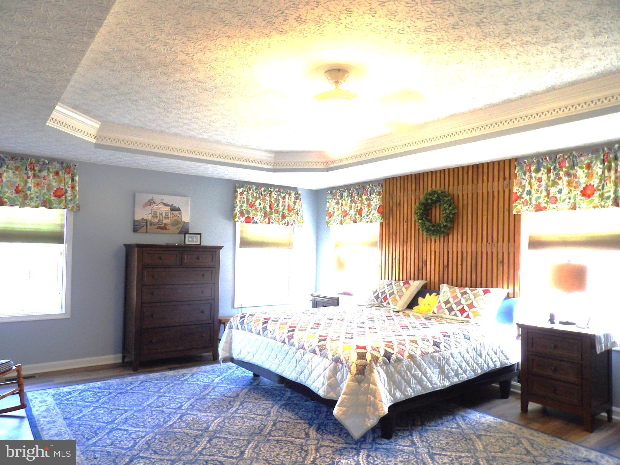 LAUREL RIDGE - Residential