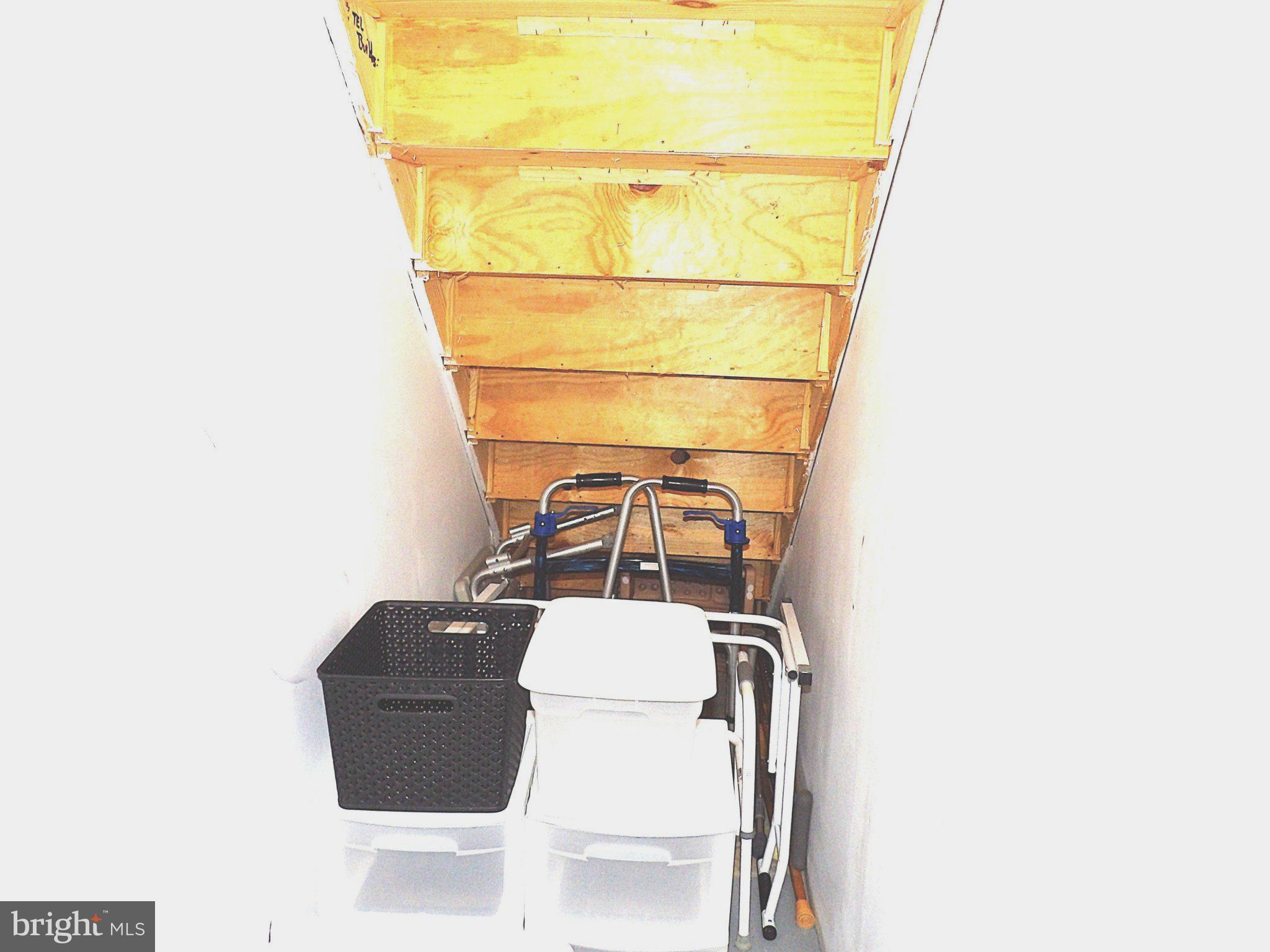 LAUREL RIDGE - Residential