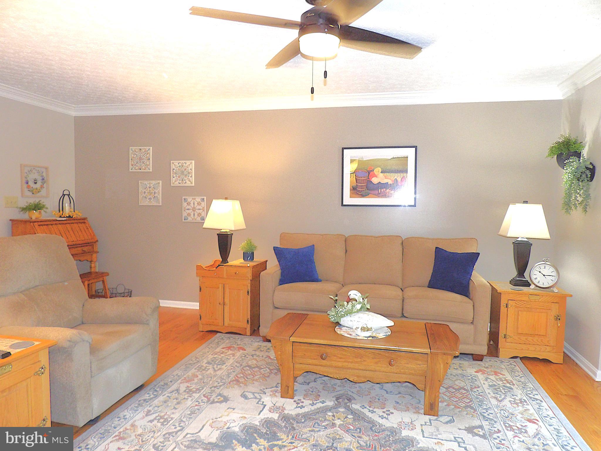 LAUREL RIDGE - Residential