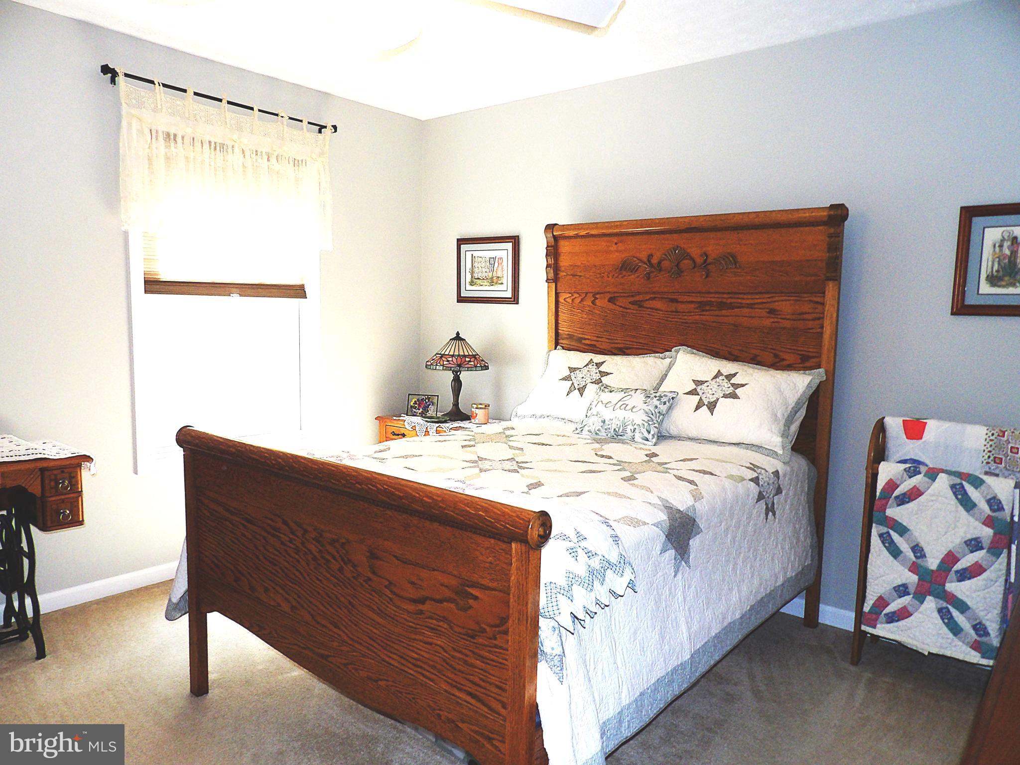 LAUREL RIDGE - Residential