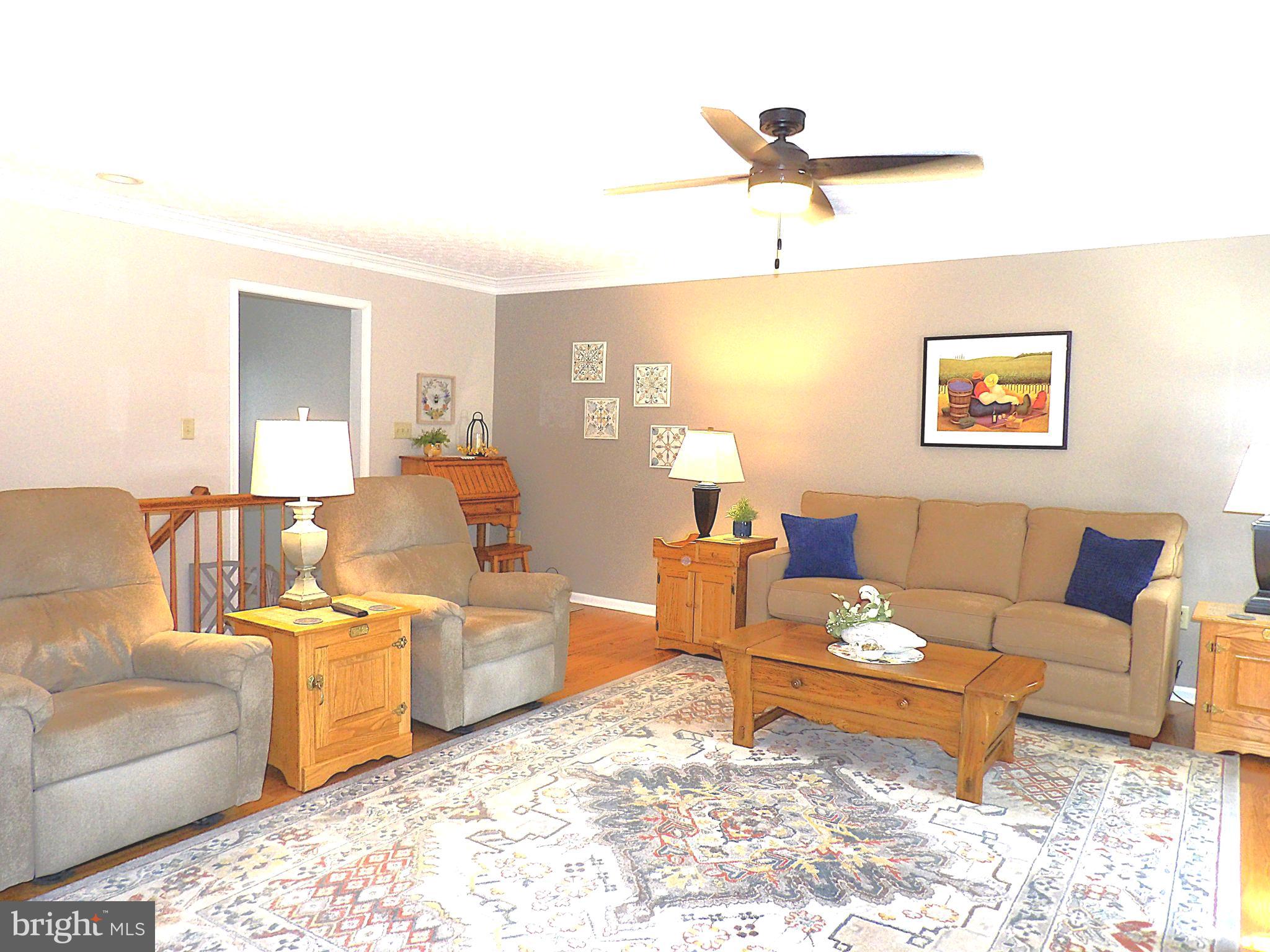 LAUREL RIDGE - Residential