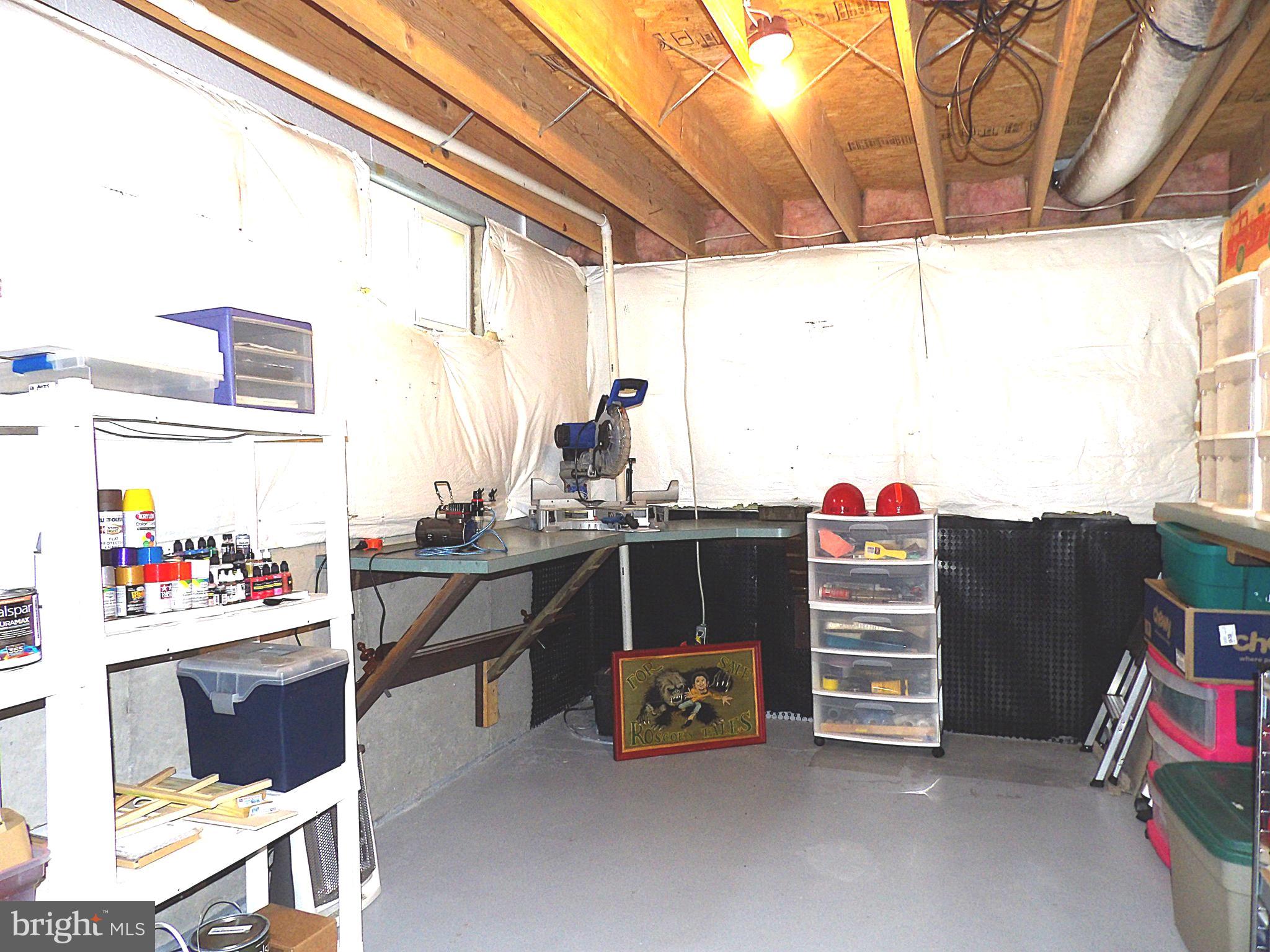 LAUREL RIDGE - Residential