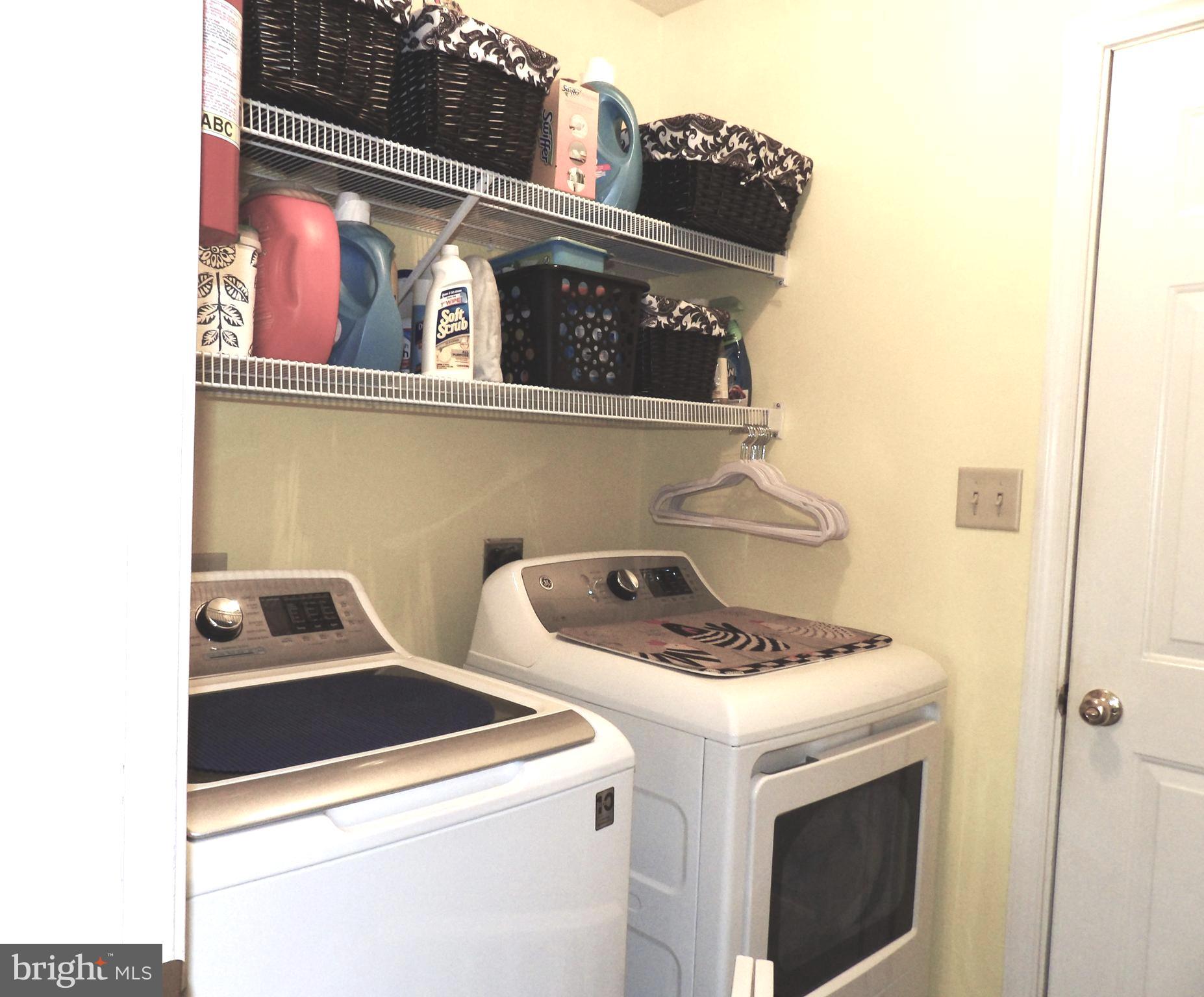 LAUREL RIDGE - Residential