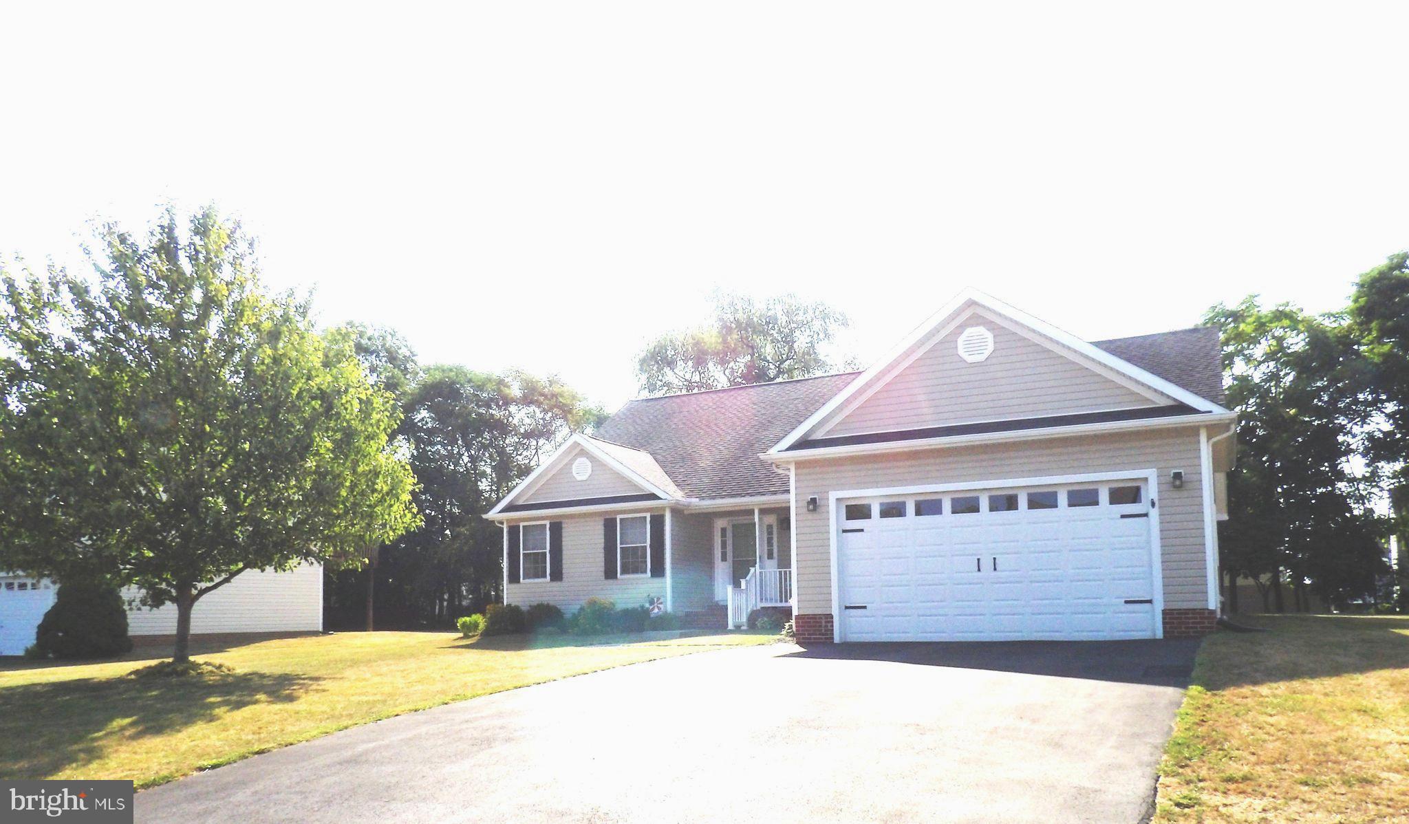 LAUREL RIDGE - Residential