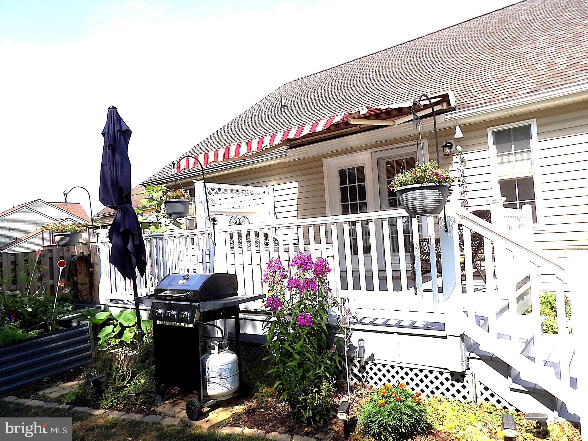 LAUREL RIDGE - Residential