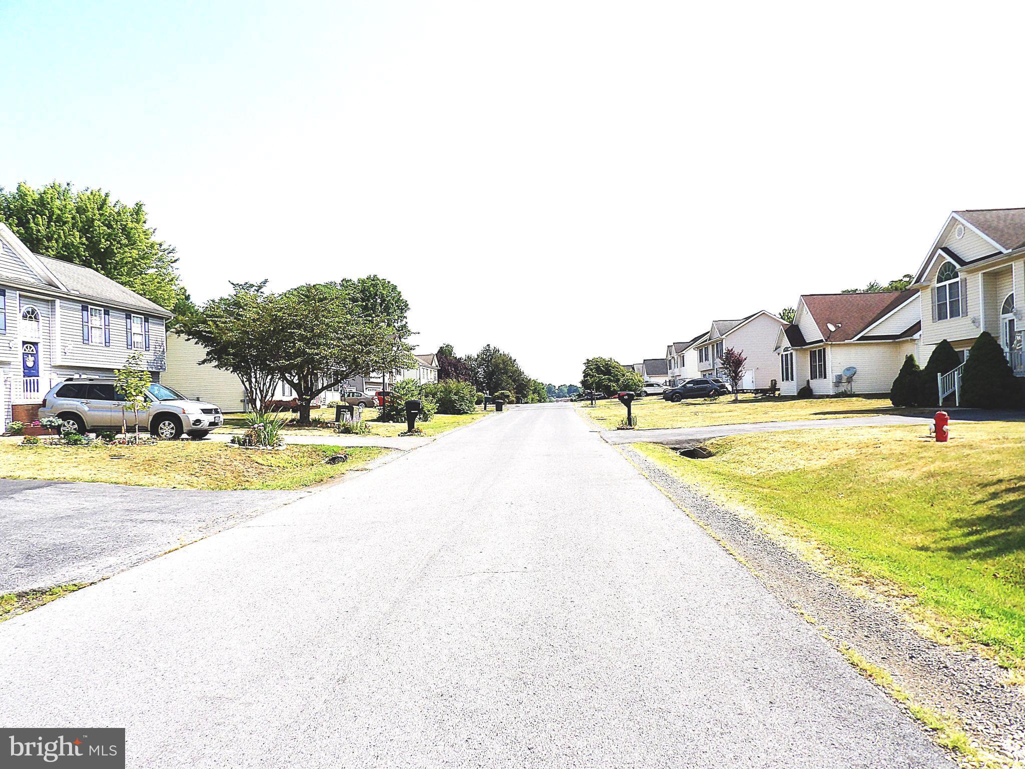 LAUREL RIDGE - Residential