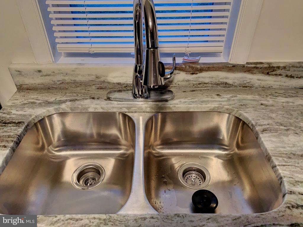 GWYNN OAK - Residential Lease