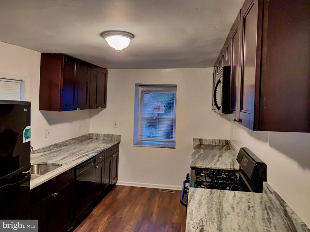 GWYNN OAK - Residential Lease