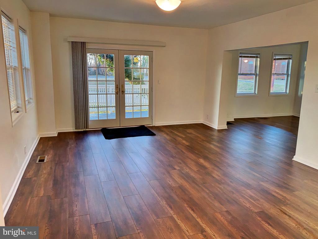 GWYNN OAK - Residential Lease