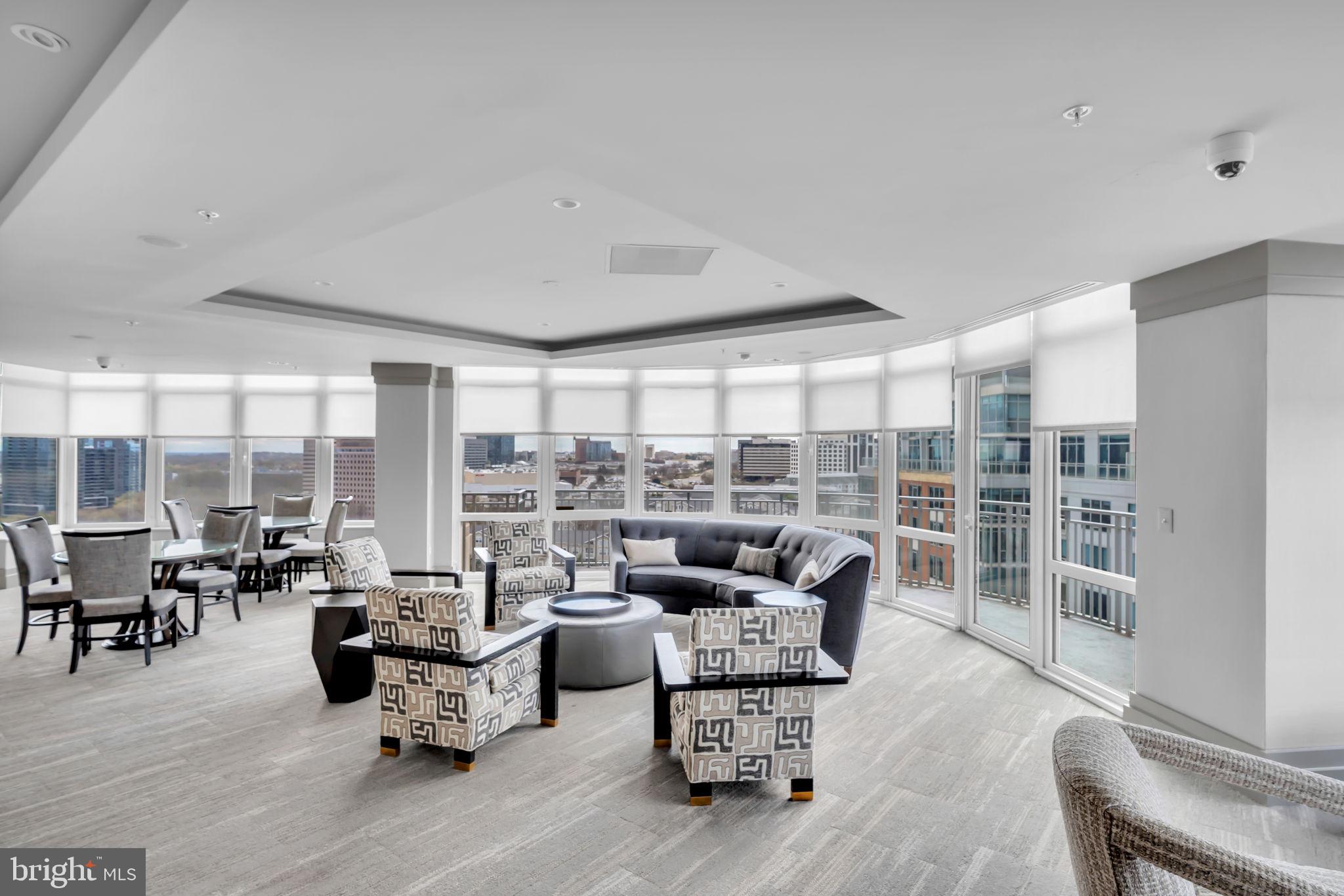 ONE PARK CREST CONDOMINIUM - Residential