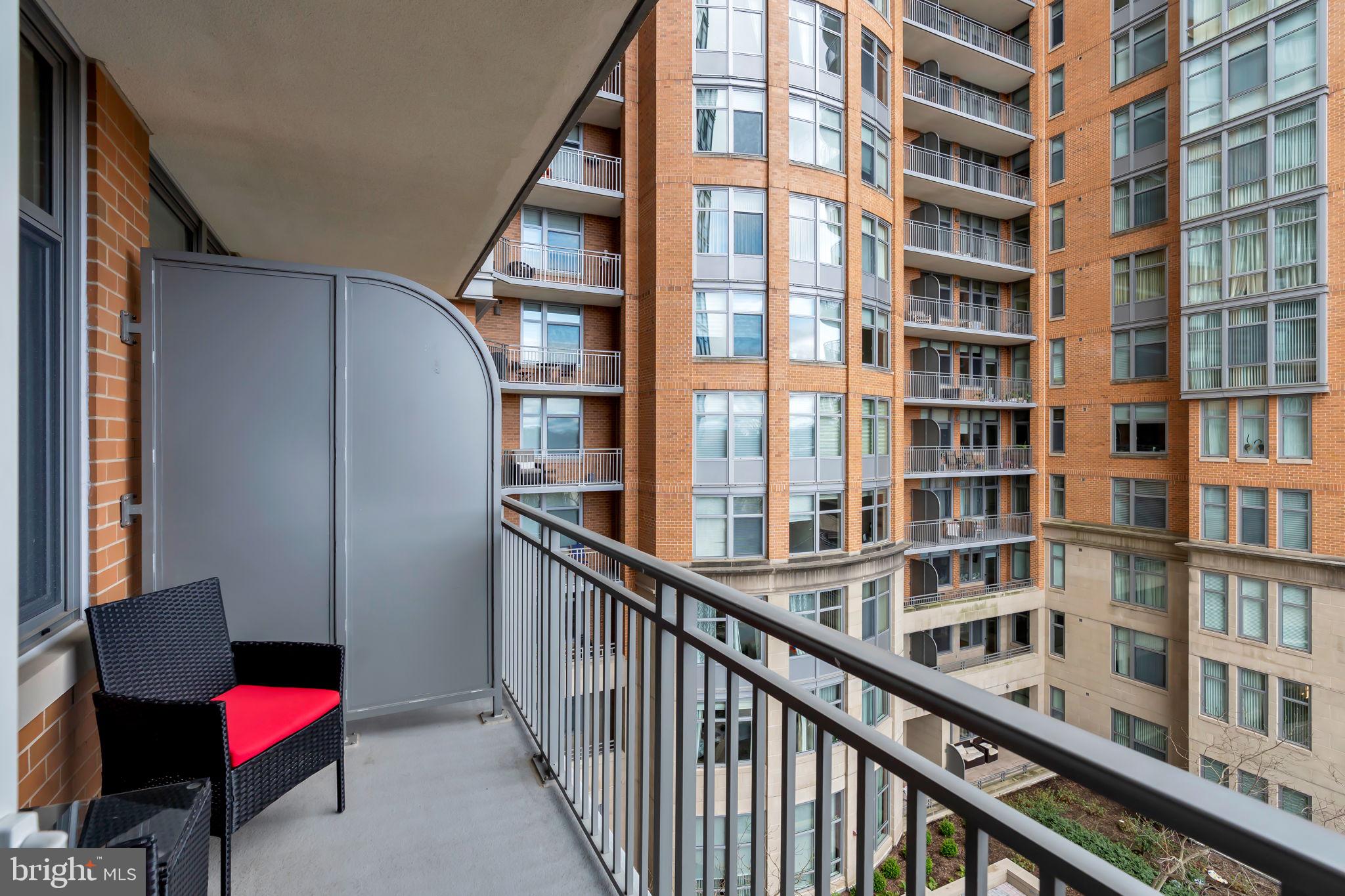 ONE PARK CREST CONDOMINIUM - Residential