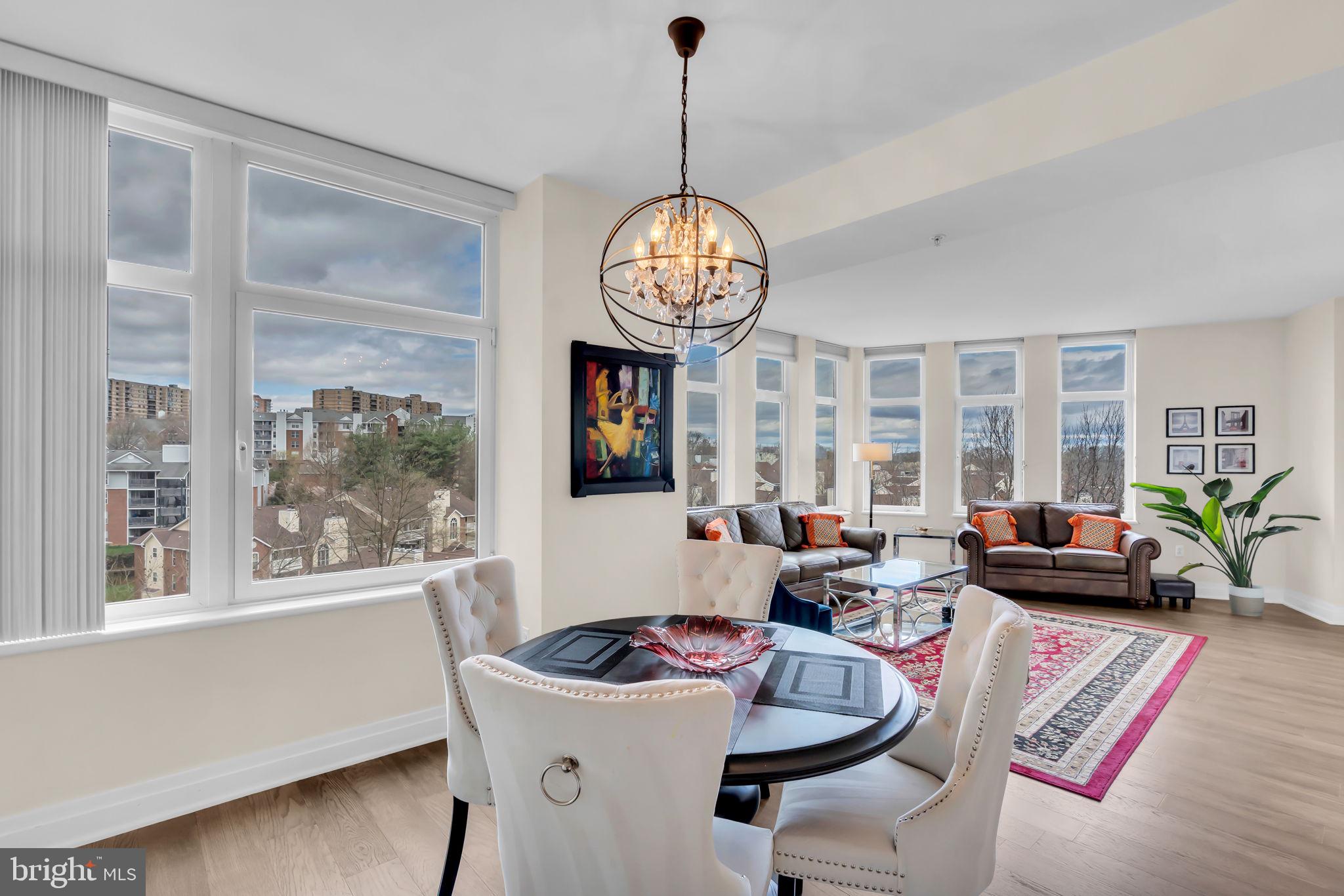 ONE PARK CREST CONDOMINIUM - Residential