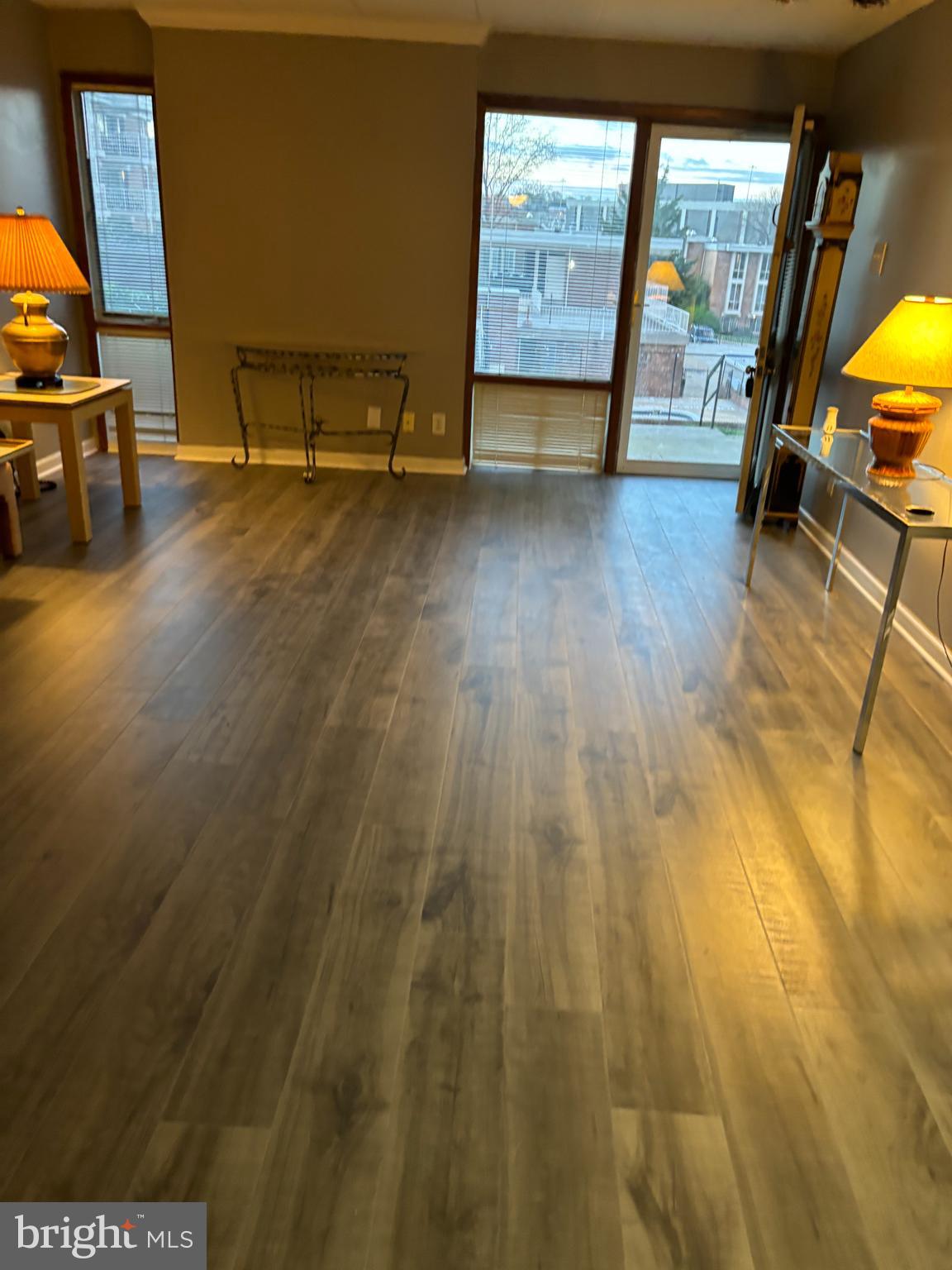 HUNTINGTON CLUB - Residential Lease