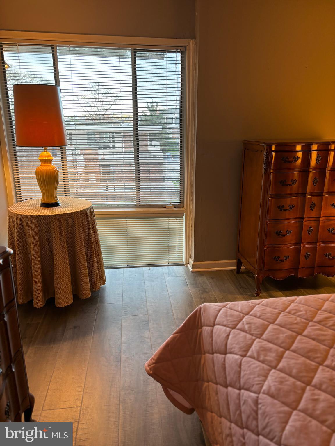 HUNTINGTON CLUB - Residential Lease