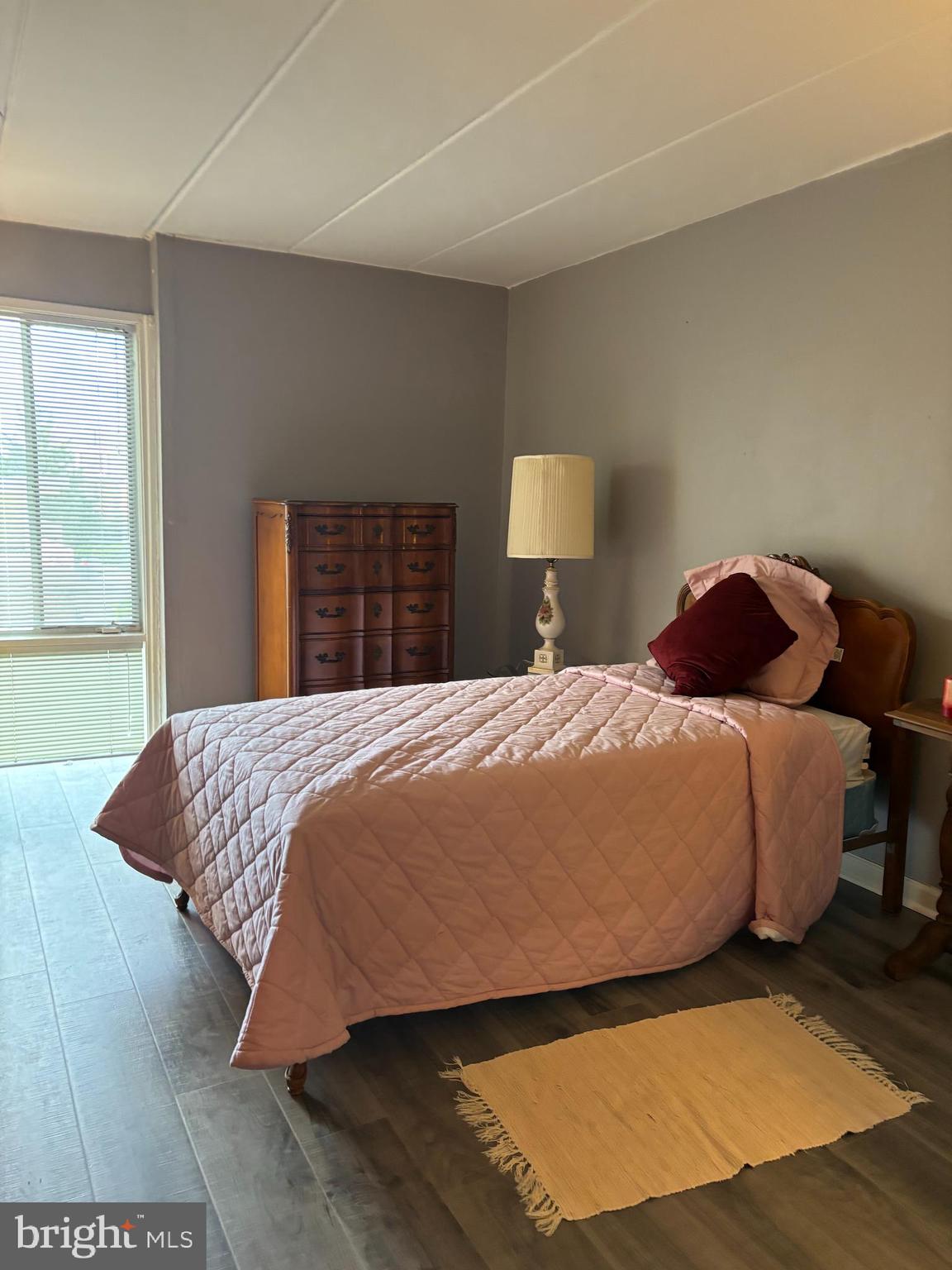 HUNTINGTON CLUB - Residential Lease