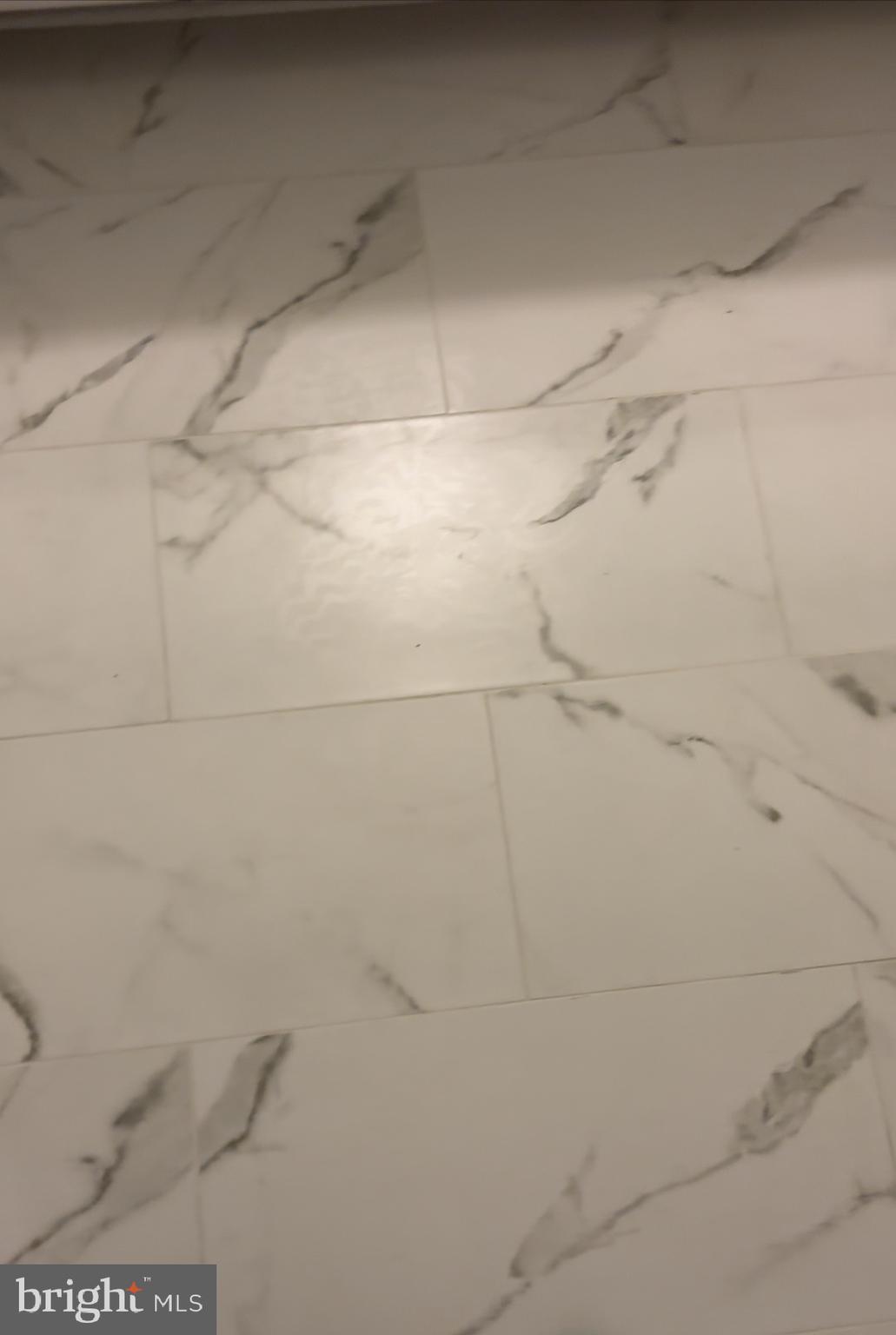 HUNTINGTON CLUB - Residential Lease