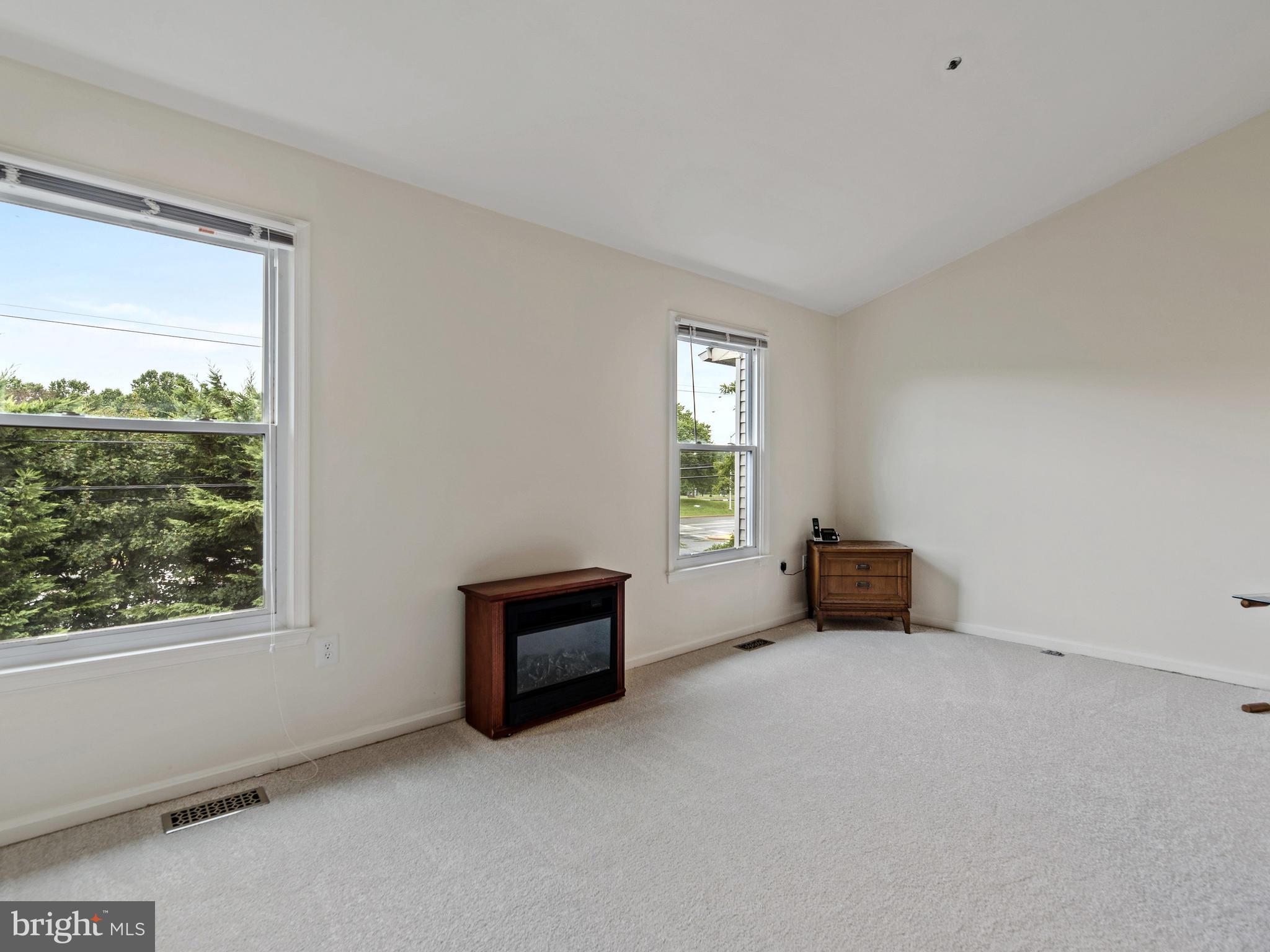 GREENCASTLE WOODS - Residential