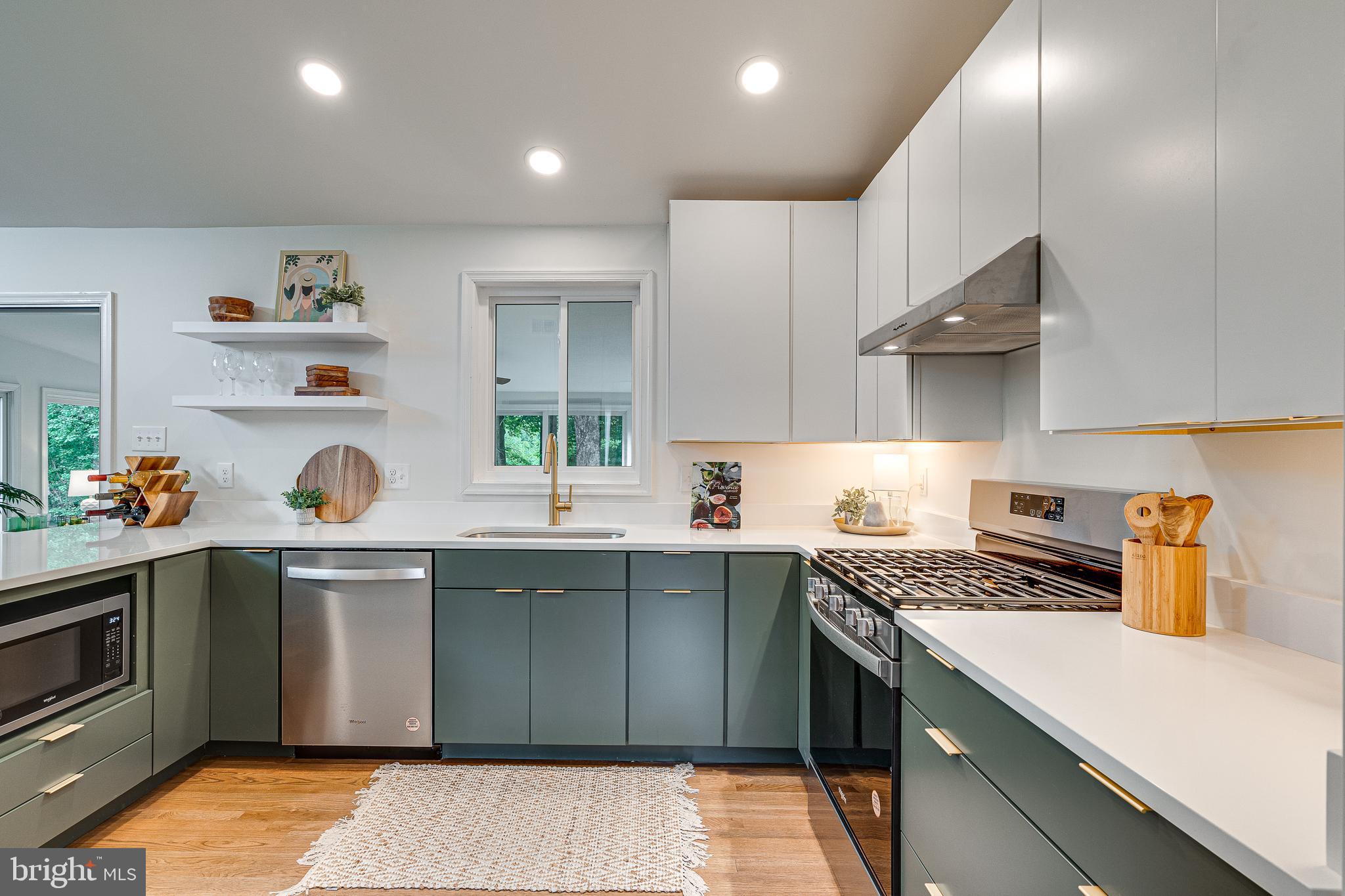 KINGS PARK WEST - Residential