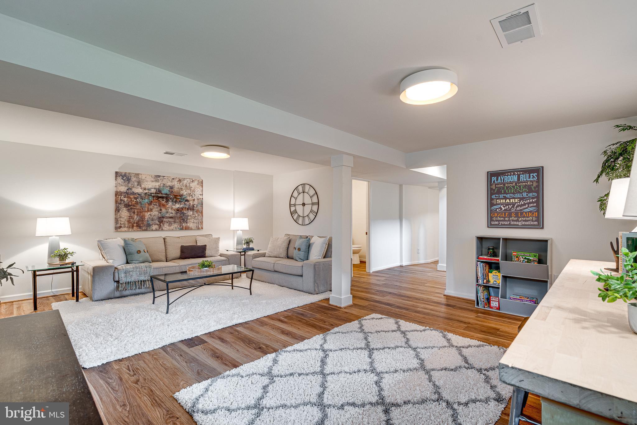 KINGS PARK WEST - Residential